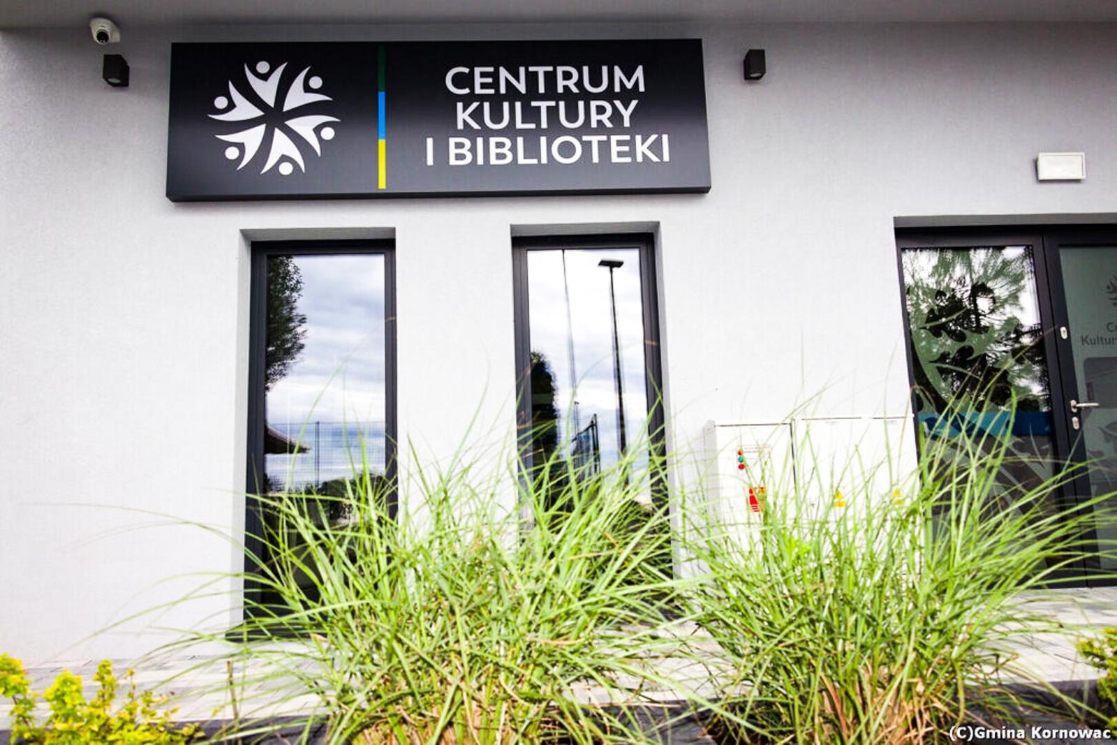 Zdjęcie w galerii na portalu naszraciborz.pl: Kino, pumptrack i siłownia – nowoczesne centrum kultury otwarte w Kornowacu wiadomości z regionu