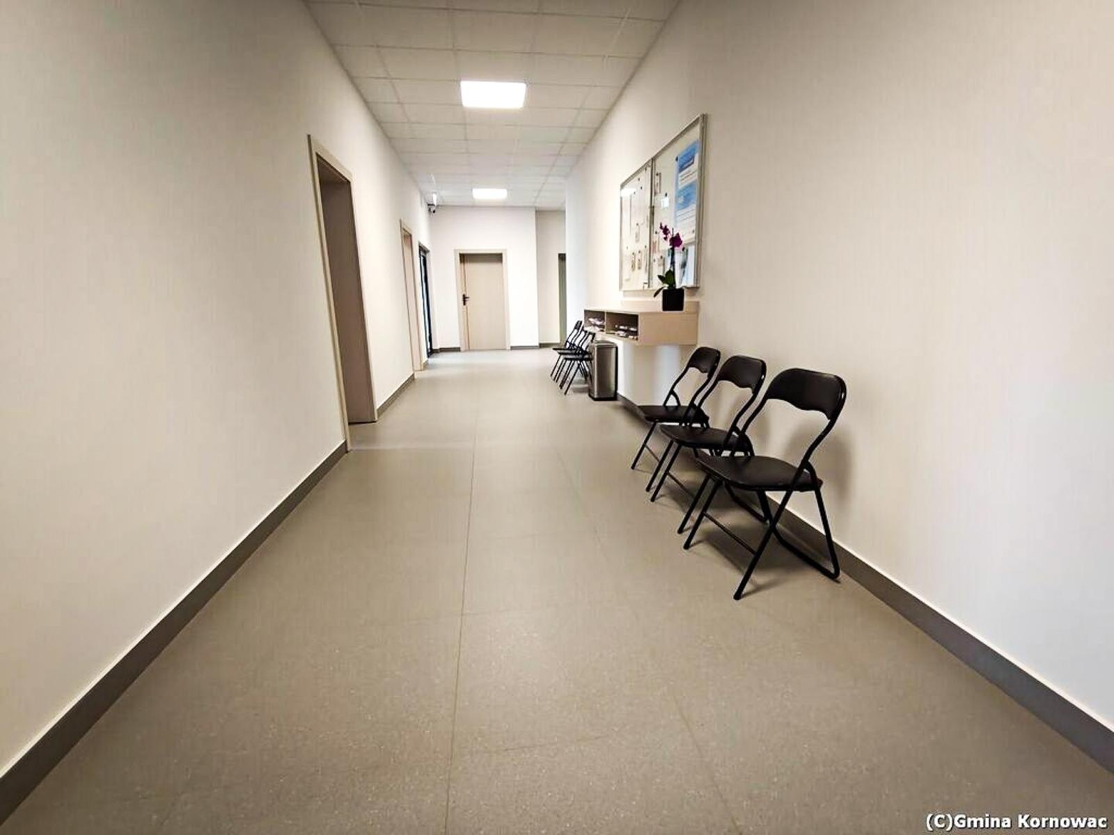 Zdjęcie w galerii na portalu naszraciborz.pl: Kino, pumptrack i siłownia – nowoczesne centrum kultury otwarte w Kornowacu wiadomości z regionu