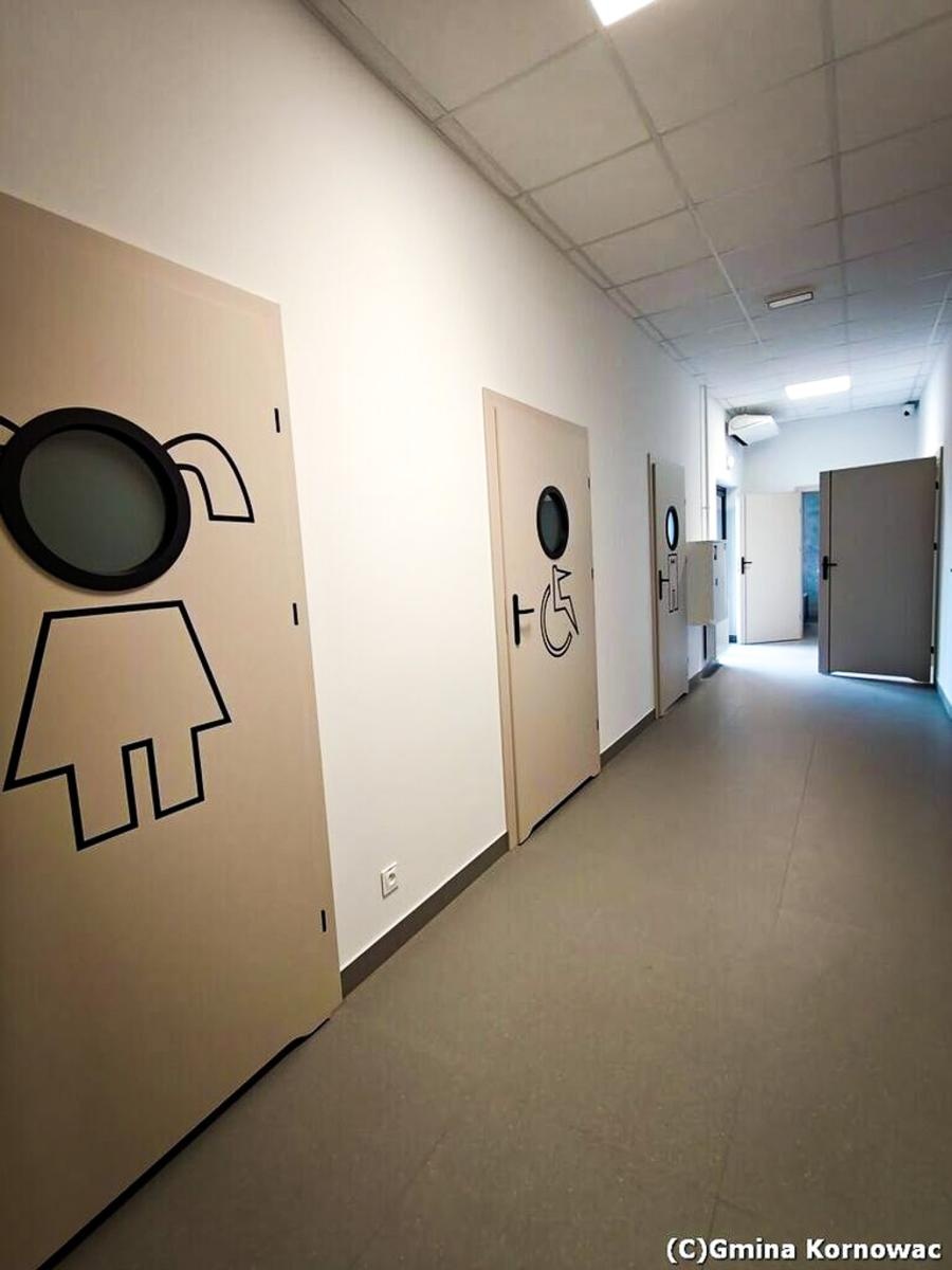 Zdjęcie w galerii na portalu naszraciborz.pl: Kino, pumptrack i siłownia – nowoczesne centrum kultury otwarte w Kornowacu wiadomości z regionu