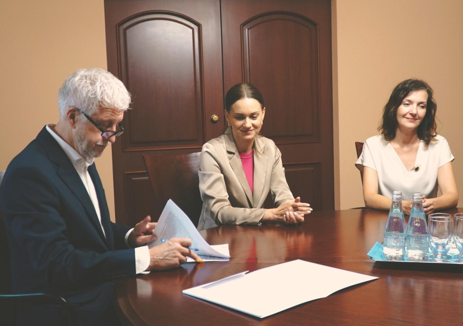 Zdjęcie w galerii na portalu naszraciborz.pl: W ratuszu podpisano umowę na modernizację zoo w Oborze wiadomości z regionu