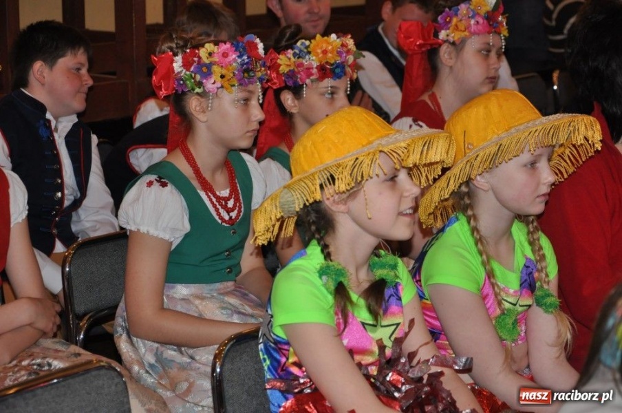 Zdjęcie w galerii na portalu naszraciborz.pl: Prawie 300 młodych talentów w Tworkowie wiadomości z regionu