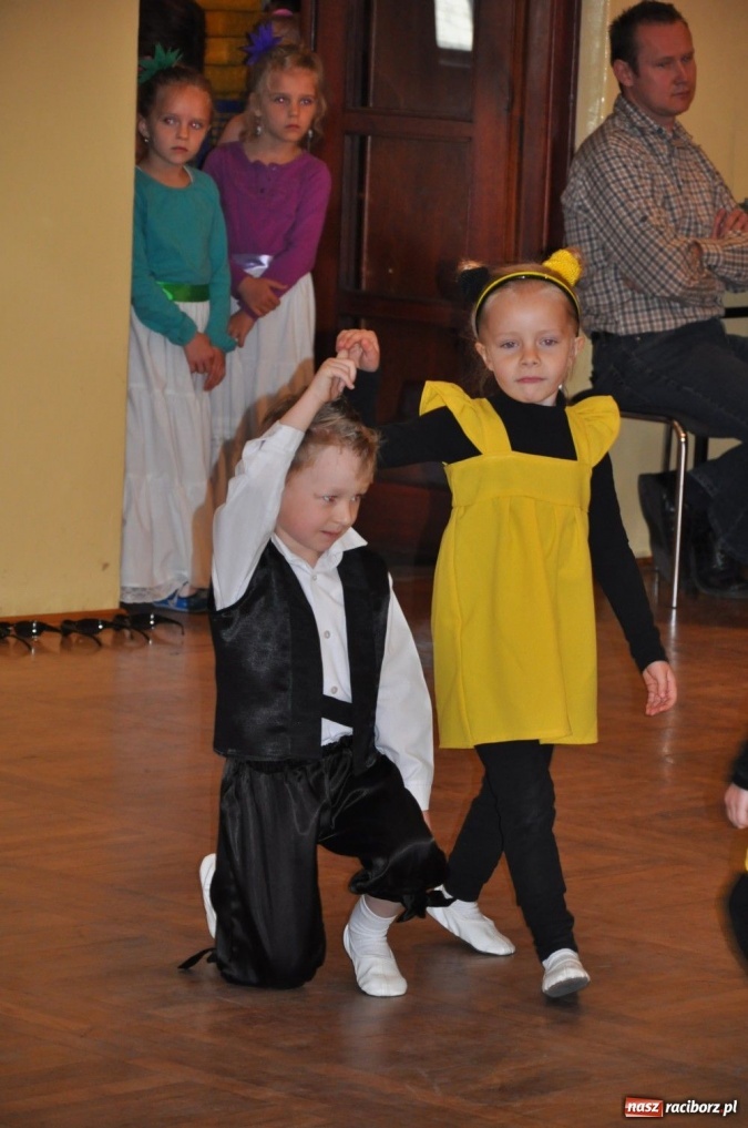 Zdjęcie w galerii na portalu naszraciborz.pl: Prawie 300 młodych talentów w Tworkowie wiadomości z regionu