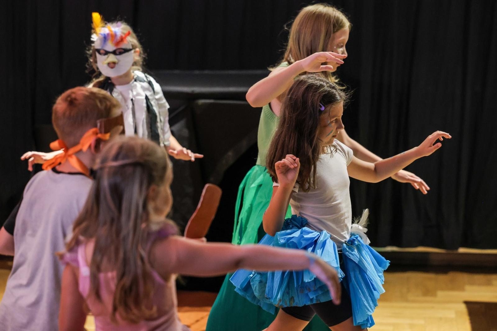 Zdjęcie w galerii na portalu naszraciborz.pl: MISJA SZTUKA! Półkolonie teatralne i finałowe przedstawienie w RCK wiadomości z regionu