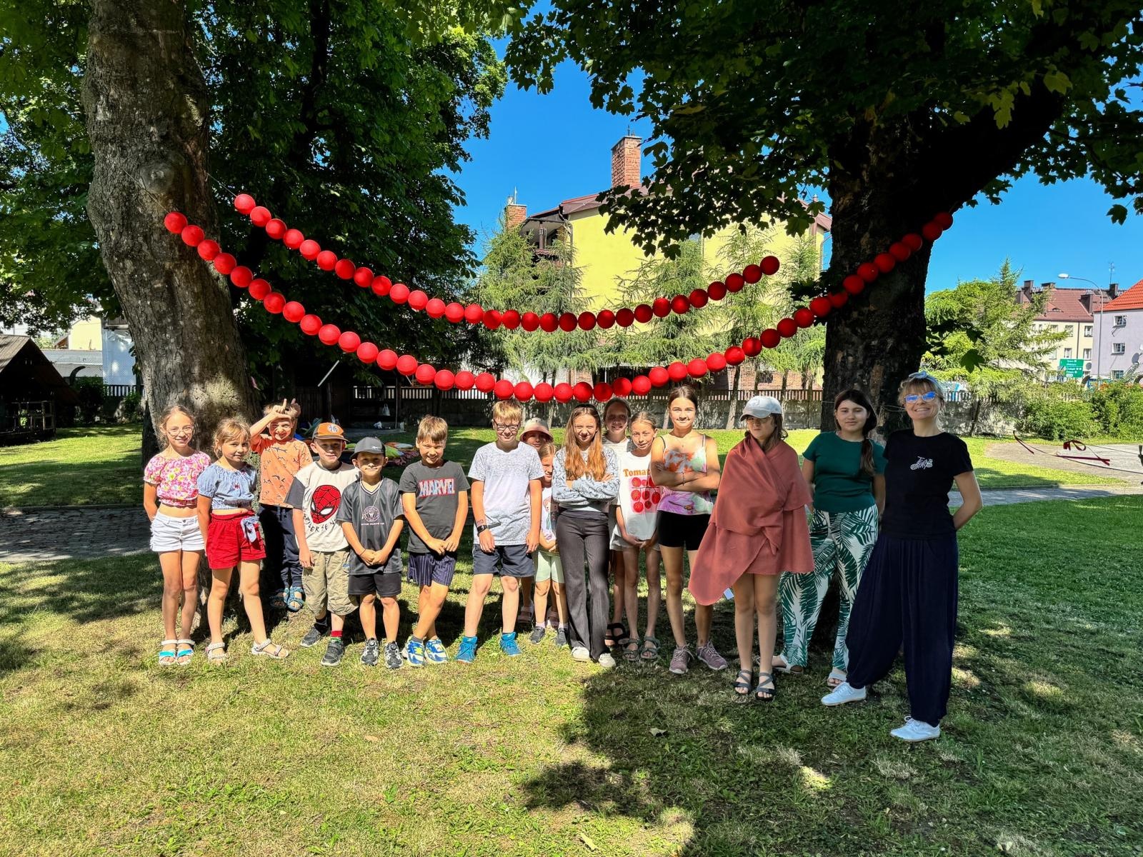 Zdjęcie w galerii na portalu naszraciborz.pl: MISJA SZTUKA! Półkolonie teatralne i finałowe przedstawienie w RCK wiadomości z regionu