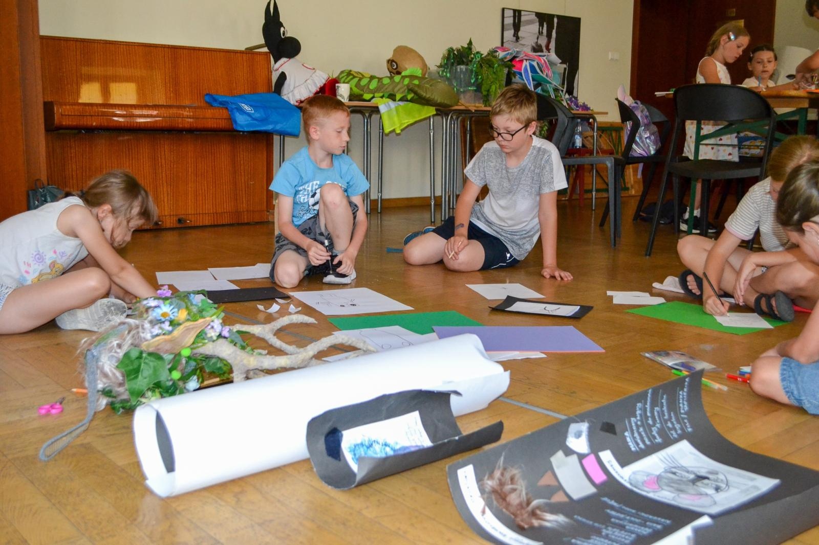 Zdjęcie w galerii na portalu naszraciborz.pl: MISJA SZTUKA! Półkolonie teatralne i finałowe przedstawienie w RCK wiadomości z regionu