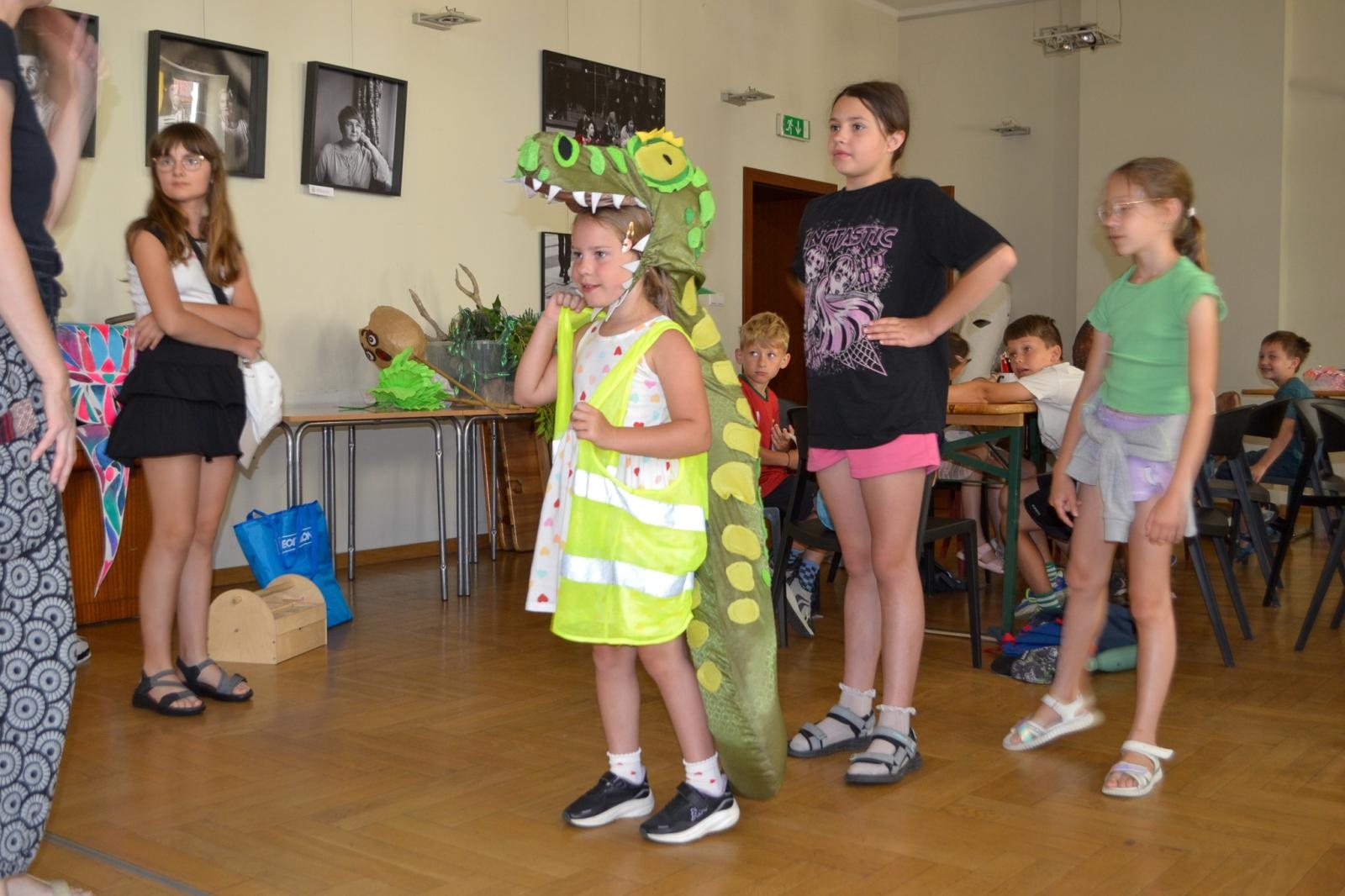 Zdjęcie w galerii na portalu naszraciborz.pl: MISJA SZTUKA! Półkolonie teatralne i finałowe przedstawienie w RCK wiadomości z regionu