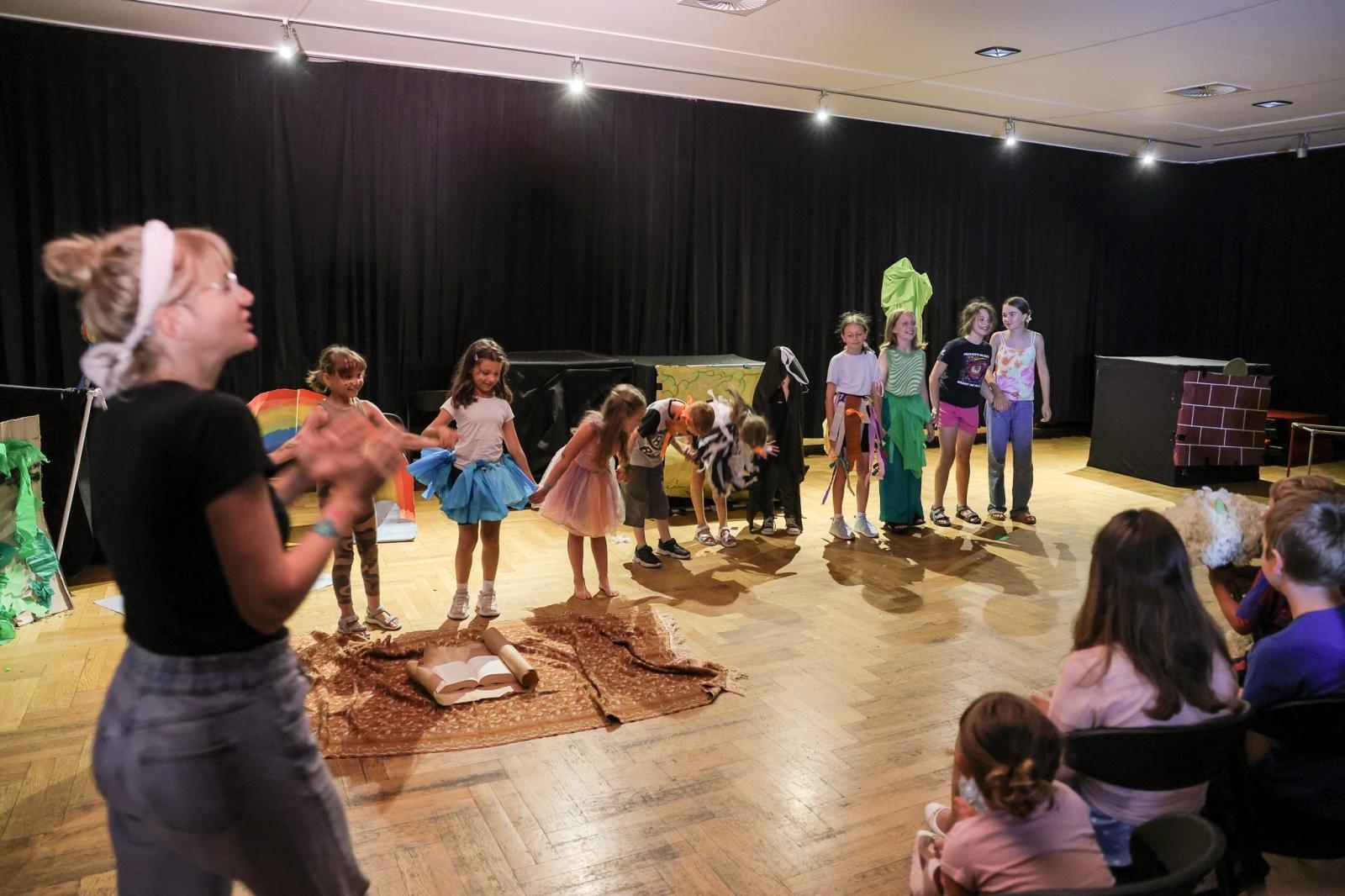 Zdjęcie w galerii na portalu naszraciborz.pl: MISJA SZTUKA! Półkolonie teatralne i finałowe przedstawienie w RCK wiadomości z regionu