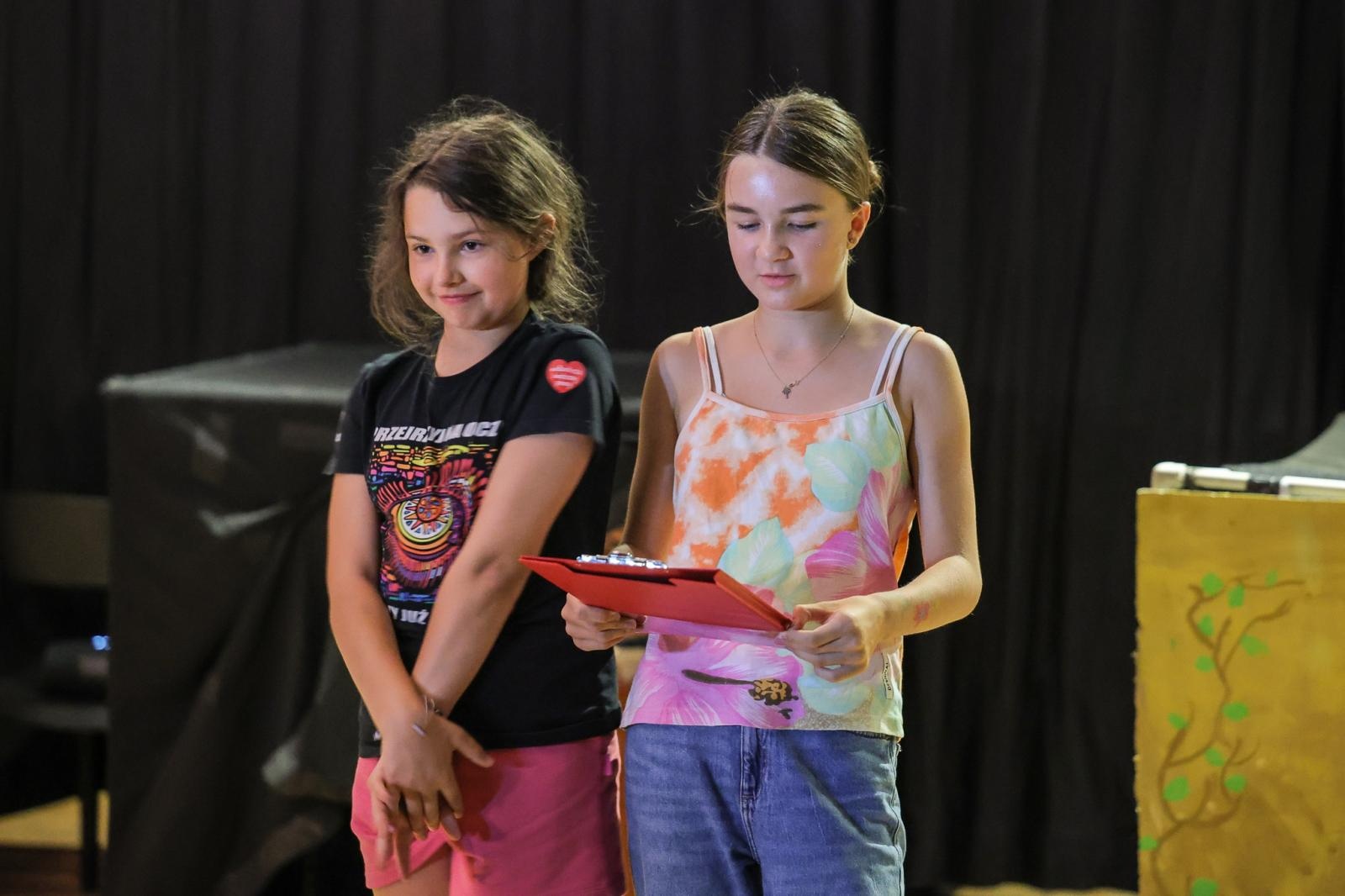 Zdjęcie w galerii na portalu naszraciborz.pl: MISJA SZTUKA! Półkolonie teatralne i finałowe przedstawienie w RCK wiadomości z regionu