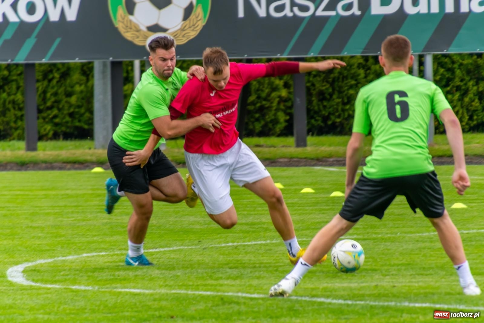 Zdjęcie w galerii na portalu naszraciborz.pl: Turniej Firm o Puchar Wójta Gminy Krzyżanowice. LKS Tworków obchodzi jubileusz 120 lat [FOTO i WIDEO] wiadomości z regionu