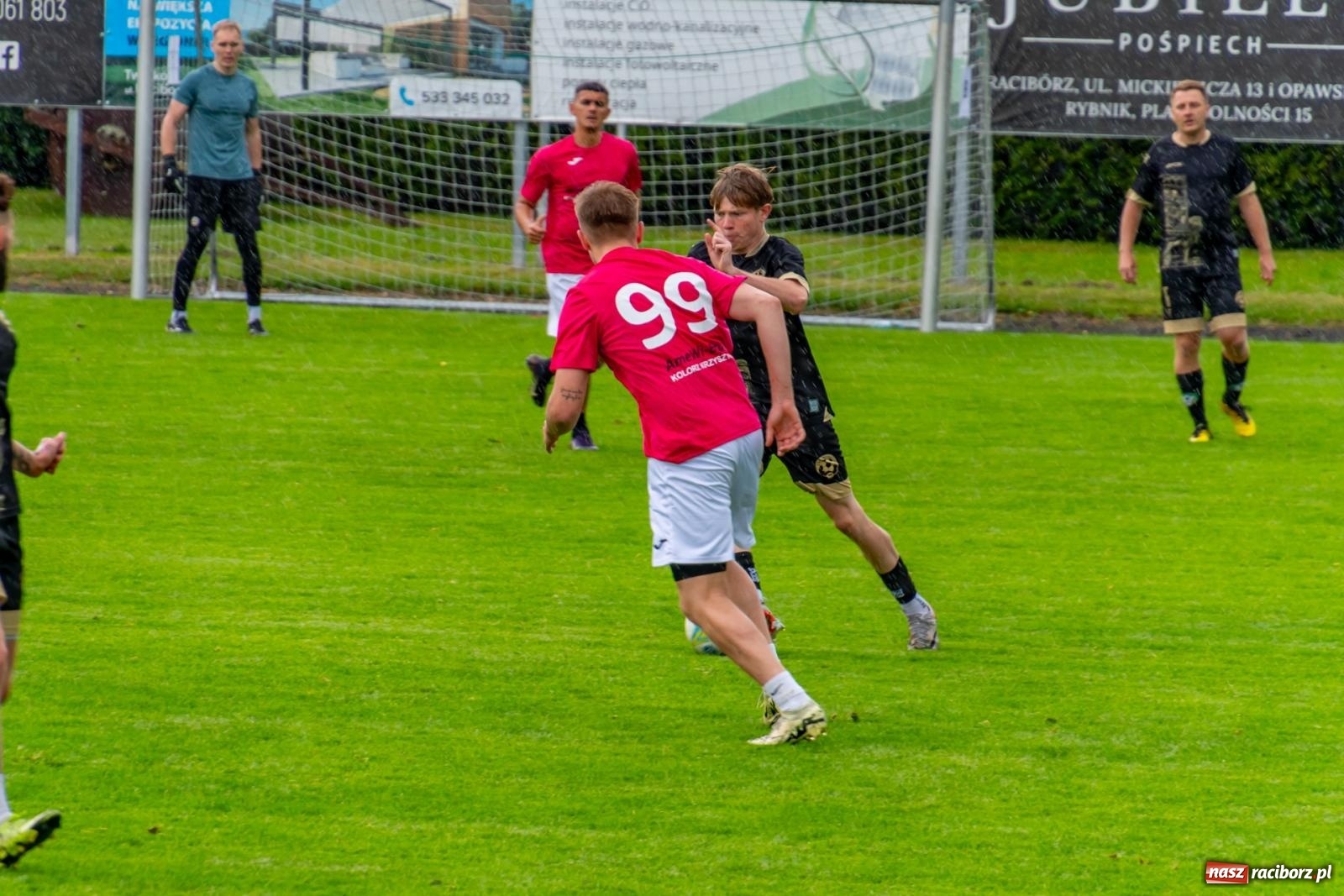 Zdjęcie w galerii na portalu naszraciborz.pl: Turniej Firm o Puchar Wójta Gminy Krzyżanowice. LKS Tworków obchodzi jubileusz 120 lat [FOTO i WIDEO] wiadomości z regionu