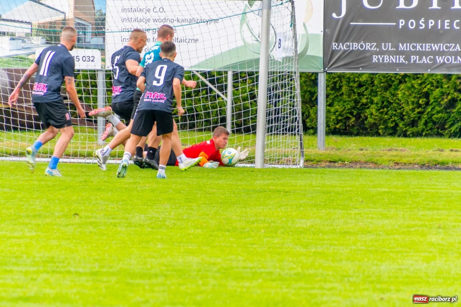 Zdjęcie w galerii na portalu naszraciborz.pl: Turniej Firm o Puchar Wójta Gminy Krzyżanowice. LKS Tworków obchodzi jubileusz 120 lat [FOTO i WIDEO] wiadomości z regionu