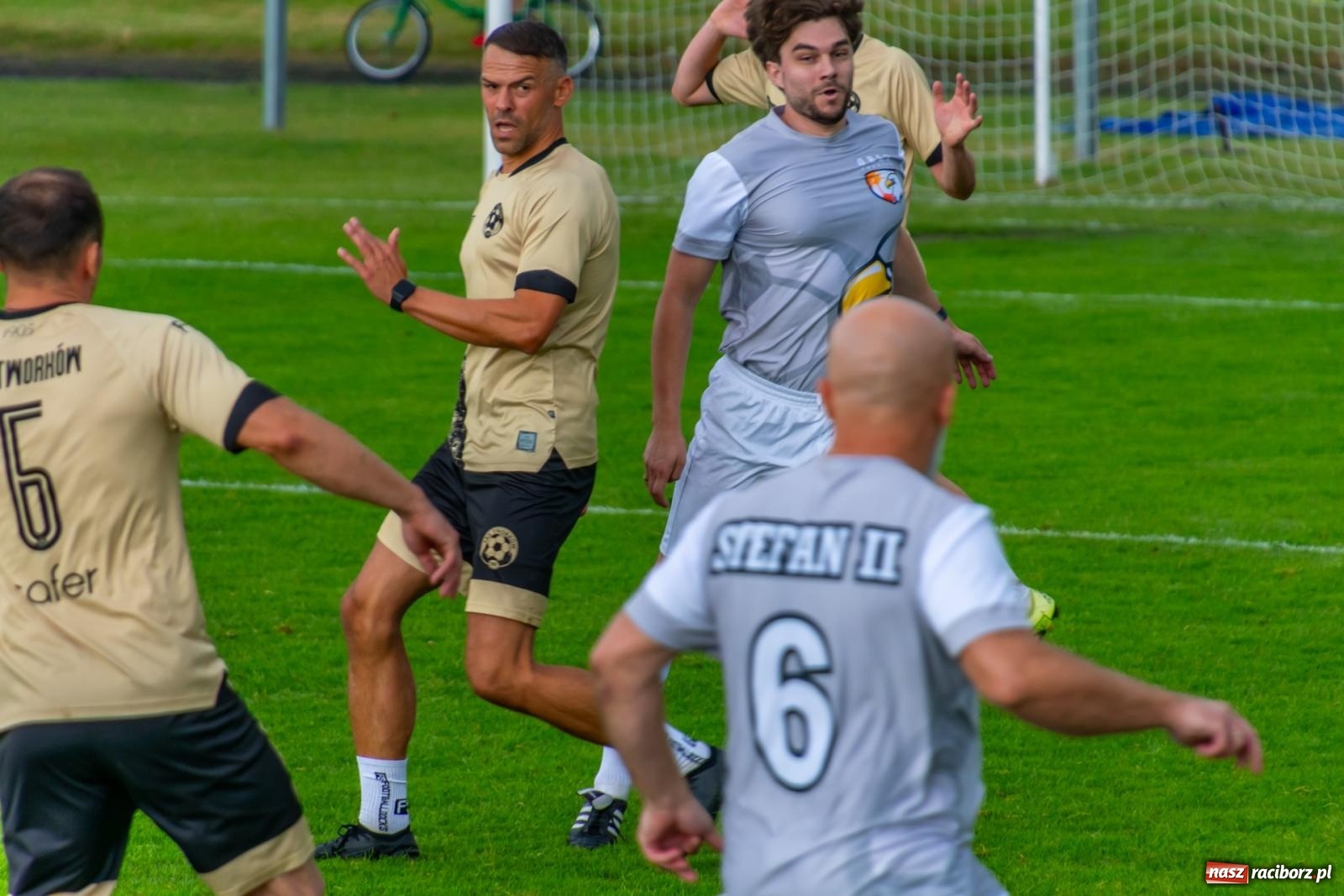 Zdjęcie w galerii na portalu naszraciborz.pl: Turniej Firm o Puchar Wójta Gminy Krzyżanowice. LKS Tworków obchodzi jubileusz 120 lat [FOTO i WIDEO] wiadomości z regionu