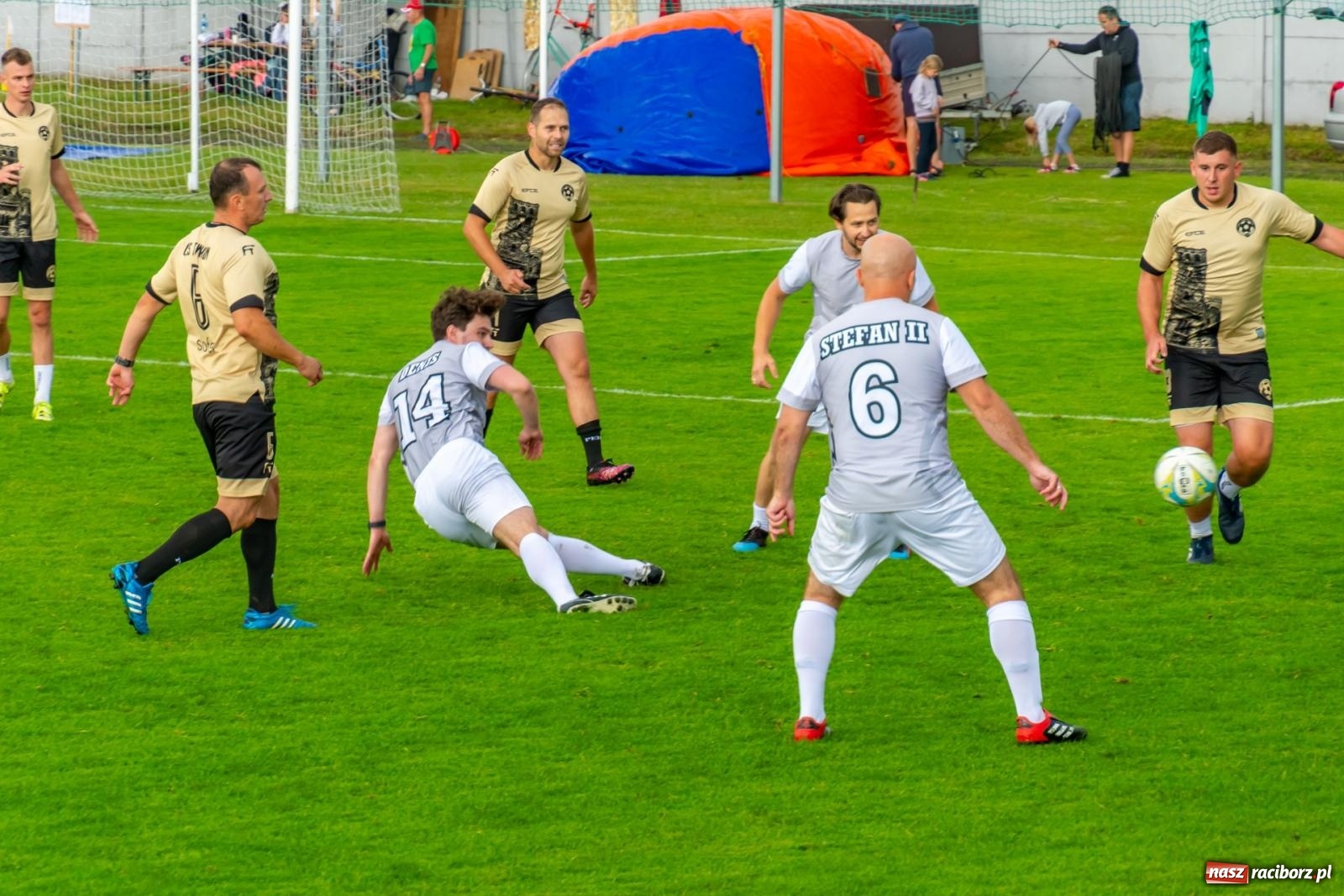 Zdjęcie w galerii na portalu naszraciborz.pl: Turniej Firm o Puchar Wójta Gminy Krzyżanowice. LKS Tworków obchodzi jubileusz 120 lat [FOTO i WIDEO] wiadomości z regionu