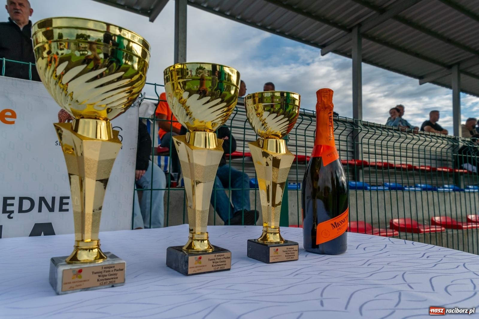 Zdjęcie w galerii na portalu naszraciborz.pl: Turniej Firm o Puchar Wójta Gminy Krzyżanowice. LKS Tworków obchodzi jubileusz 120 lat [FOTO i WIDEO] wiadomości z regionu