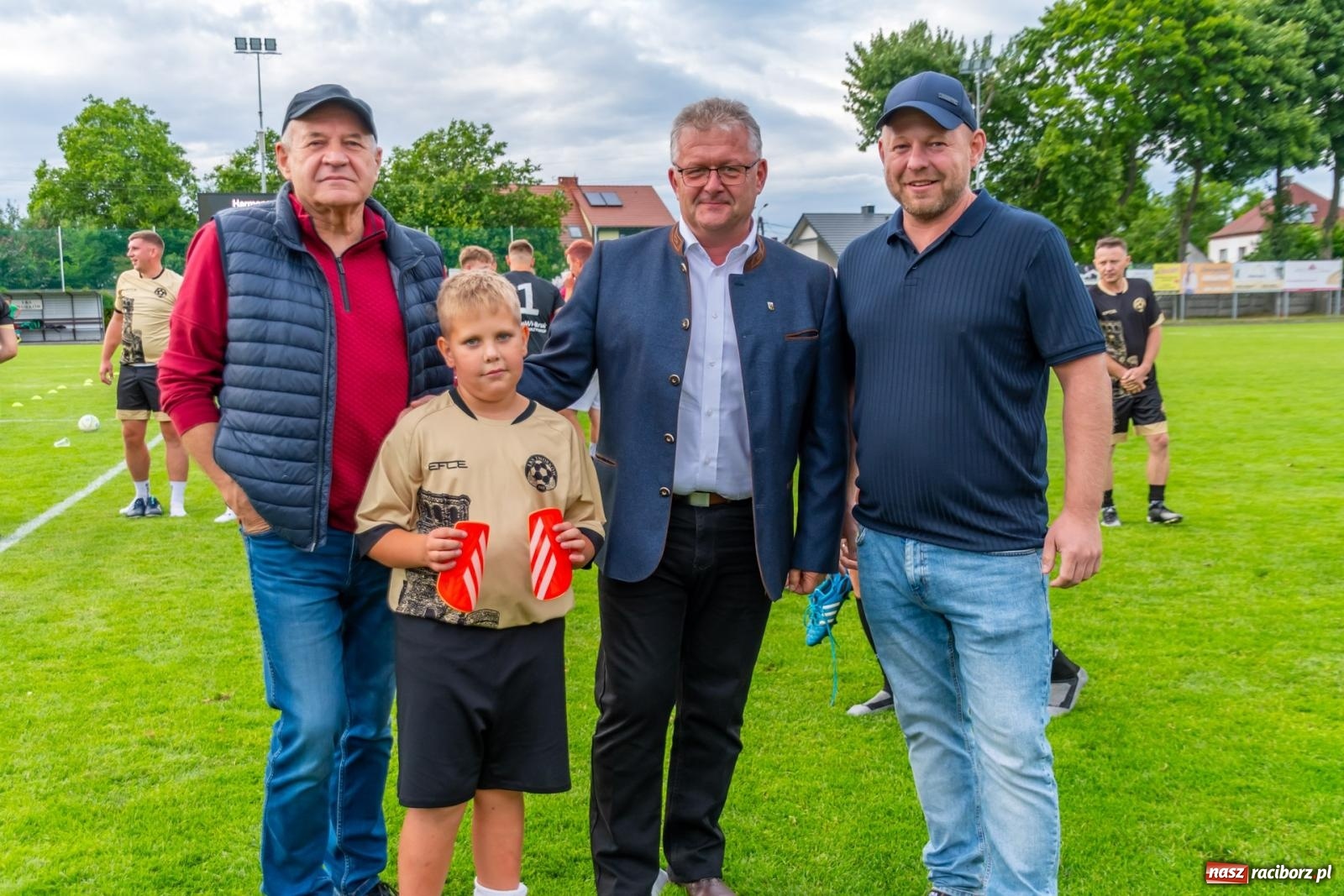 Zdjęcie w galerii na portalu naszraciborz.pl: Turniej Firm o Puchar Wójta Gminy Krzyżanowice. LKS Tworków obchodzi jubileusz 120 lat [FOTO i WIDEO] wiadomości z regionu