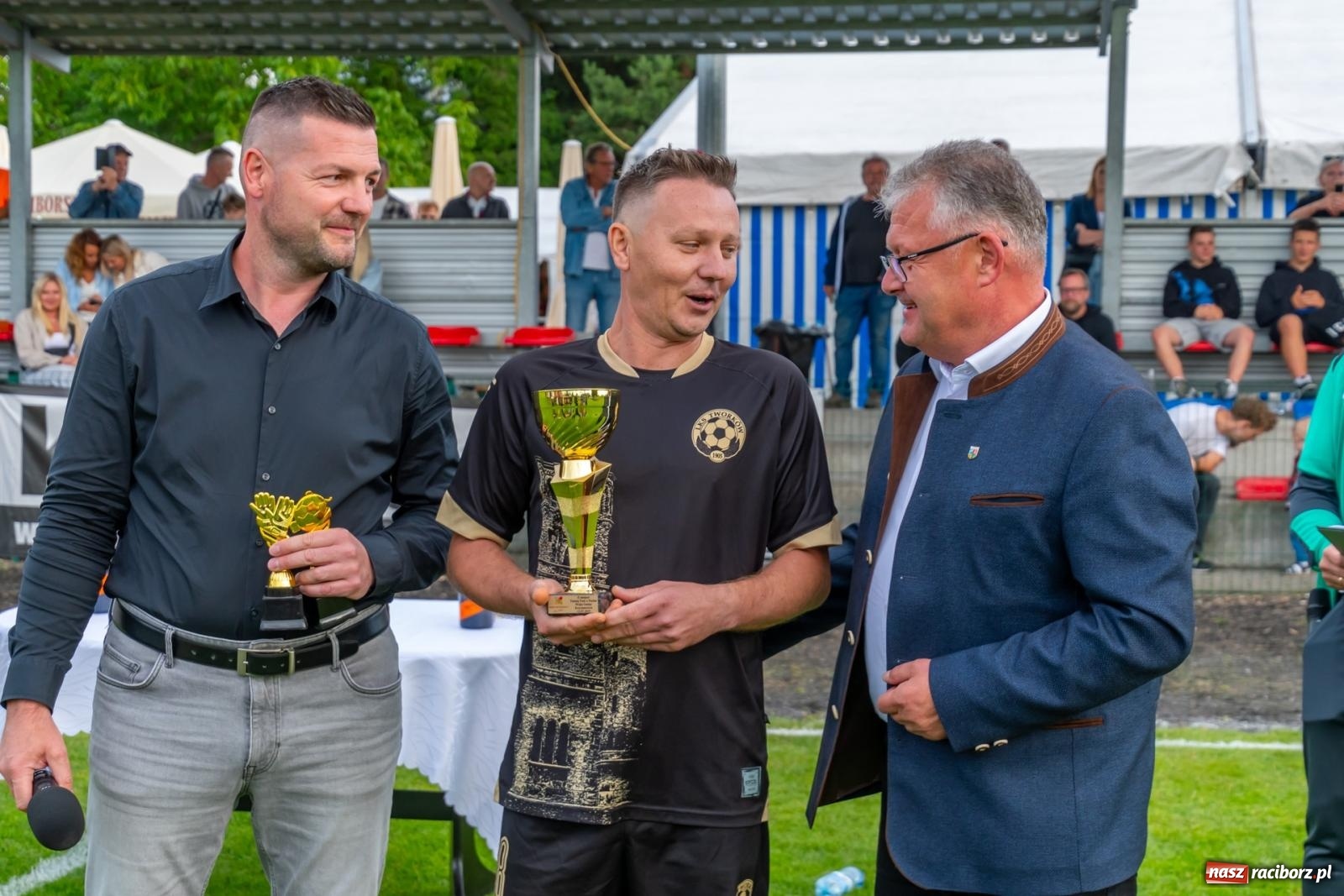 Zdjęcie w galerii na portalu naszraciborz.pl: Turniej Firm o Puchar Wójta Gminy Krzyżanowice. LKS Tworków obchodzi jubileusz 120 lat [FOTO i WIDEO] wiadomości z regionu