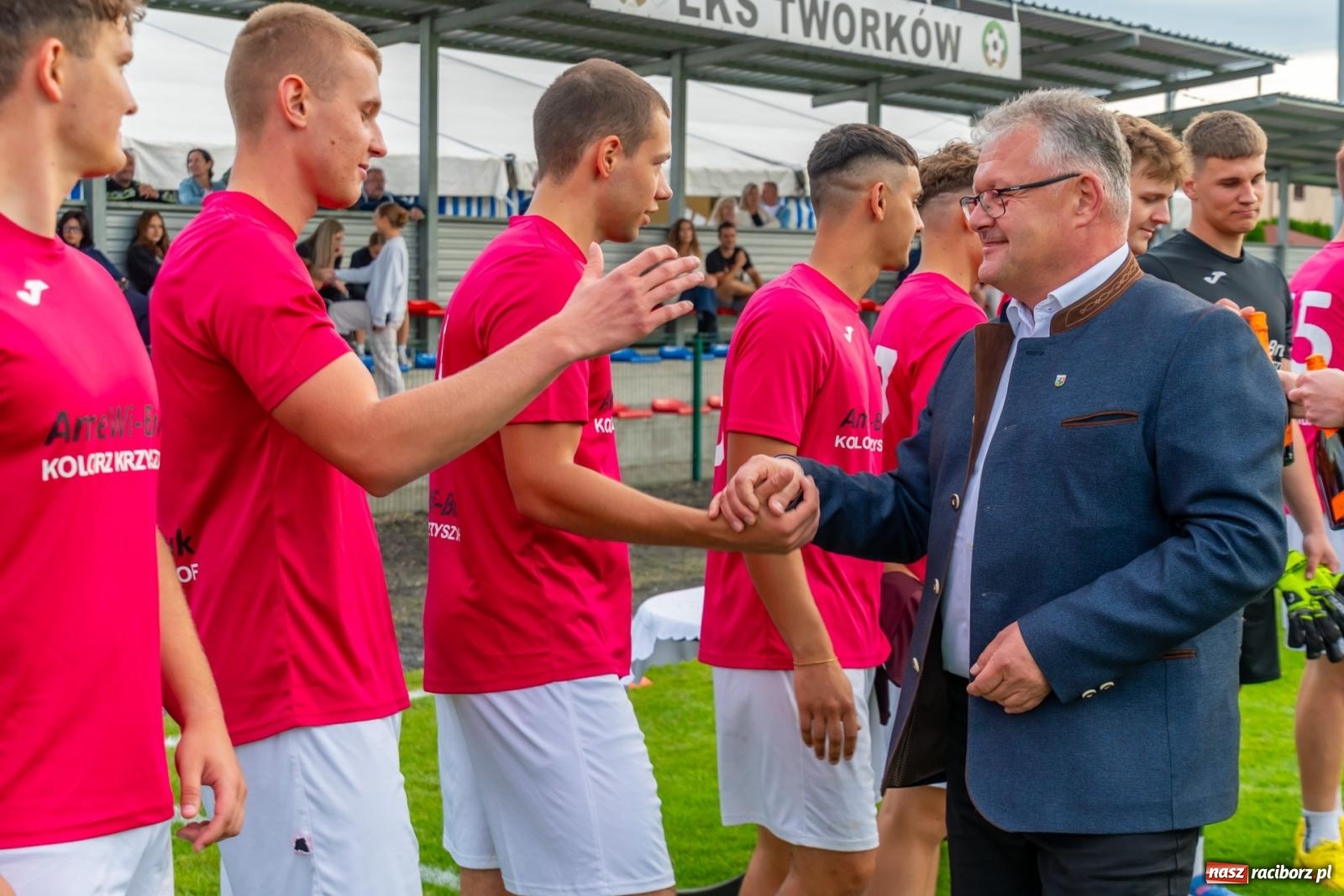Zdjęcie w galerii na portalu naszraciborz.pl: Turniej Firm o Puchar Wójta Gminy Krzyżanowice. LKS Tworków obchodzi jubileusz 120 lat [FOTO i WIDEO] wiadomości z regionu