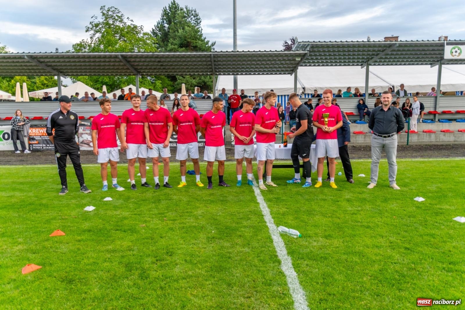 Zdjęcie w galerii na portalu naszraciborz.pl: Turniej Firm o Puchar Wójta Gminy Krzyżanowice. LKS Tworków obchodzi jubileusz 120 lat [FOTO i WIDEO] wiadomości z regionu