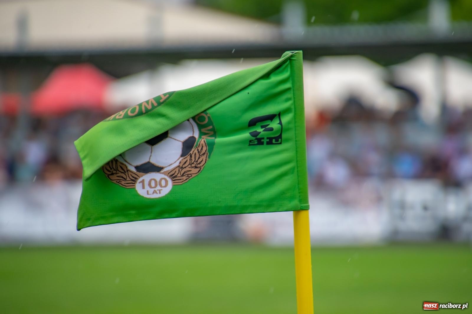 Zdjęcie w galerii na portalu naszraciborz.pl: LKS Tworków podejmował u siebie Górnika Zabrze. Walka była zacięta, wynik - nieprzeciętny [FOTO i WIDEO] wiadomości z regionu