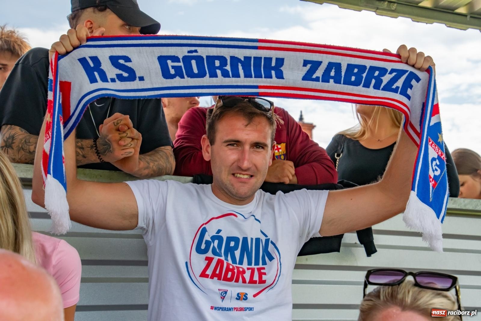 Zdjęcie w galerii na portalu naszraciborz.pl: LKS Tworków podejmował u siebie Górnika Zabrze. Walka była zacięta, wynik - nieprzeciętny [FOTO i WIDEO] wiadomości z regionu