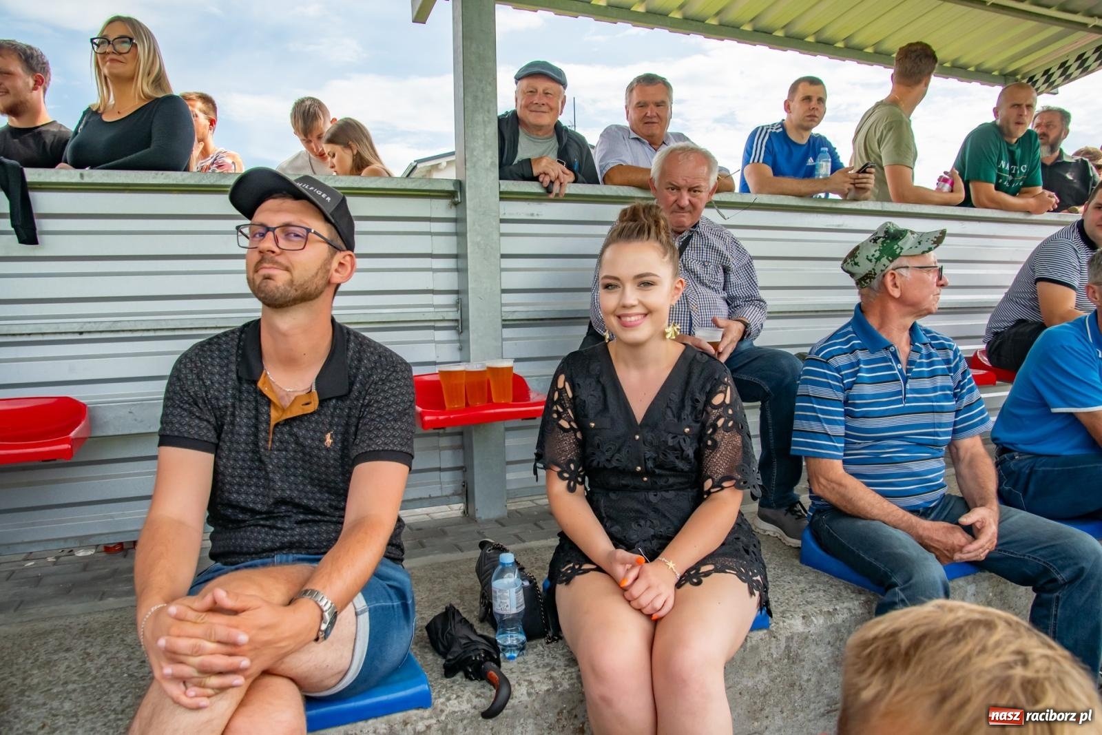 Zdjęcie w galerii na portalu naszraciborz.pl: LKS Tworków podejmował u siebie Górnika Zabrze. Walka była zacięta, wynik - nieprzeciętny [FOTO i WIDEO] wiadomości z regionu