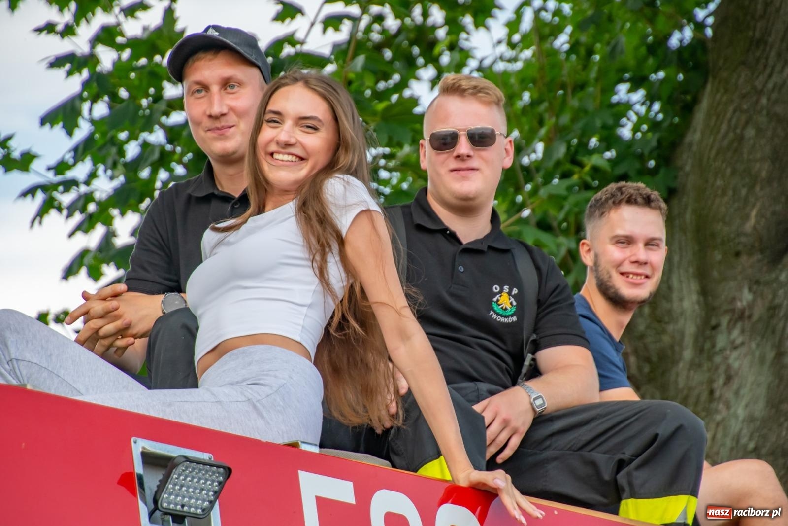 Zdjęcie w galerii na portalu naszraciborz.pl: LKS Tworków podejmował u siebie Górnika Zabrze. Walka była zacięta, wynik - nieprzeciętny [FOTO i WIDEO] wiadomości z regionu