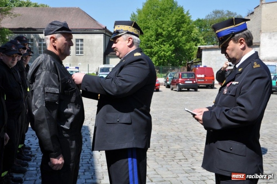 Zdjęcie w galerii na portalu naszraciborz.pl: Kamera dla rycerzy św. Floriana wiadomości z regionu