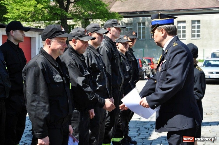 Zdjęcie w galerii na portalu naszraciborz.pl: Kamera dla rycerzy św. Floriana wiadomości z regionu