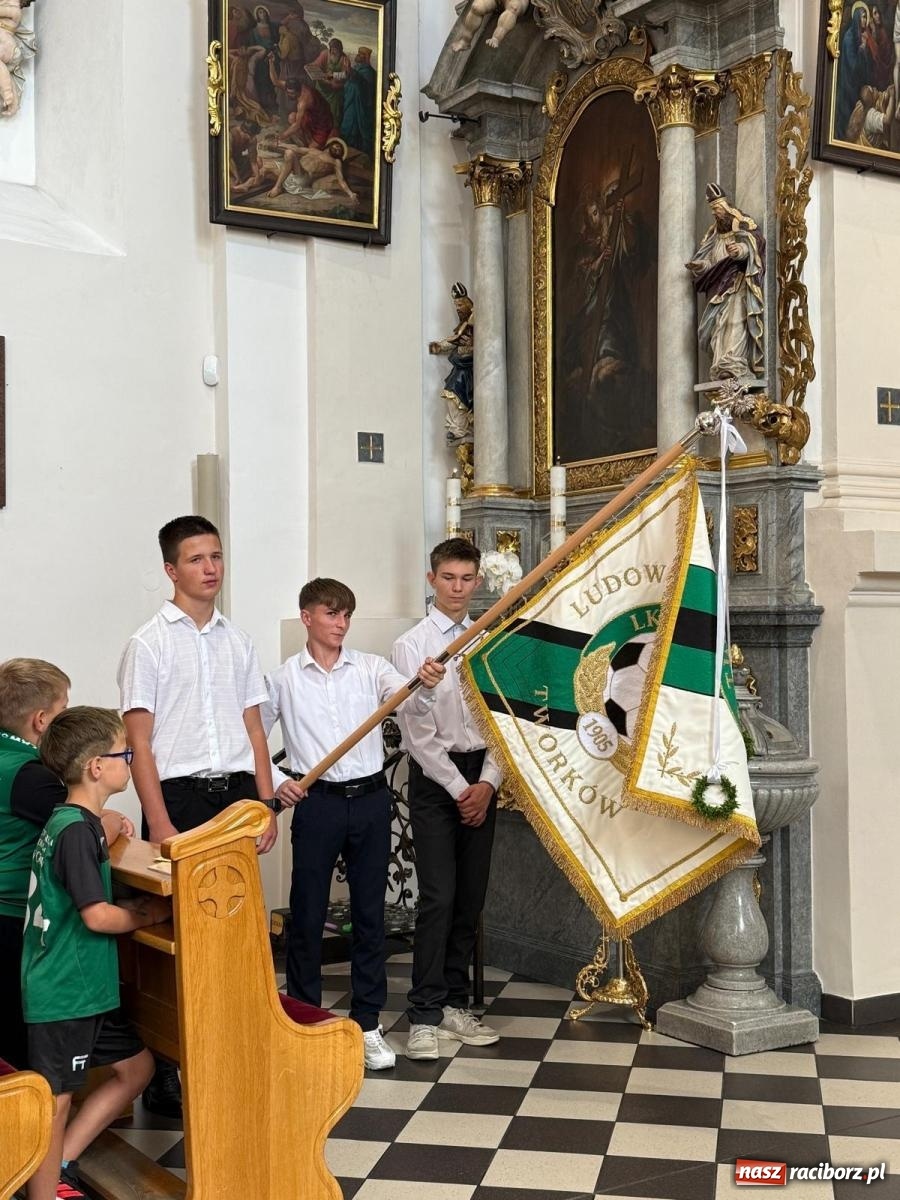 Zdjęcie w galerii na portalu naszraciborz.pl: Wielkie świętowanie w Tworkowie. Ludowy Klub Sportowy ma 120 lat wiadomości z regionu