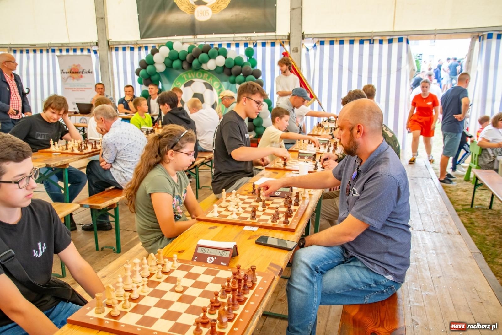 Zdjęcie w galerii na portalu naszraciborz.pl: Wakacyjny turniej szachowy  wiadomości z regionu