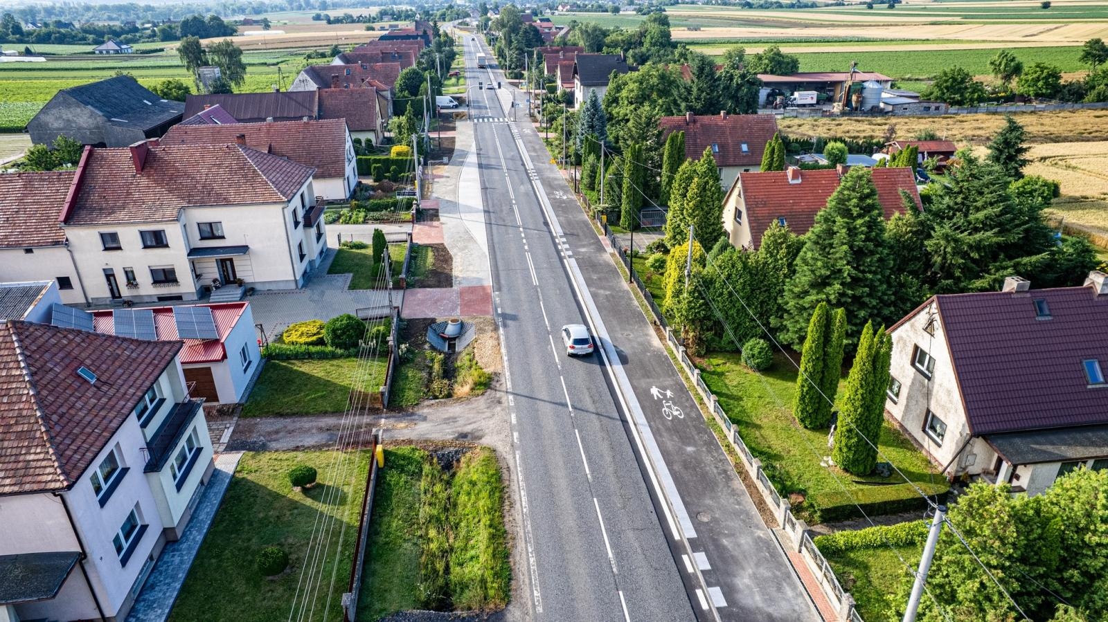 Zdjęcie w galerii na portalu naszraciborz.pl: Ciąg rowerowo-pieszy w Rudniku i Miedoni gotowy. Inwestycja GDDKiA kosztowała ponad 9,2 mln zł wiadomości z regionu