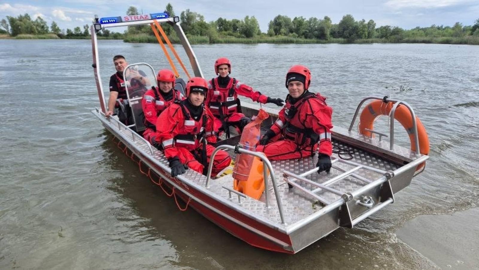 Zdjęcie w galerii na portalu naszraciborz.pl: Gotowi do akcji na wodzie. Specjalistyczne szkolenie OSP Krzyżanowice wiadomości z regionu