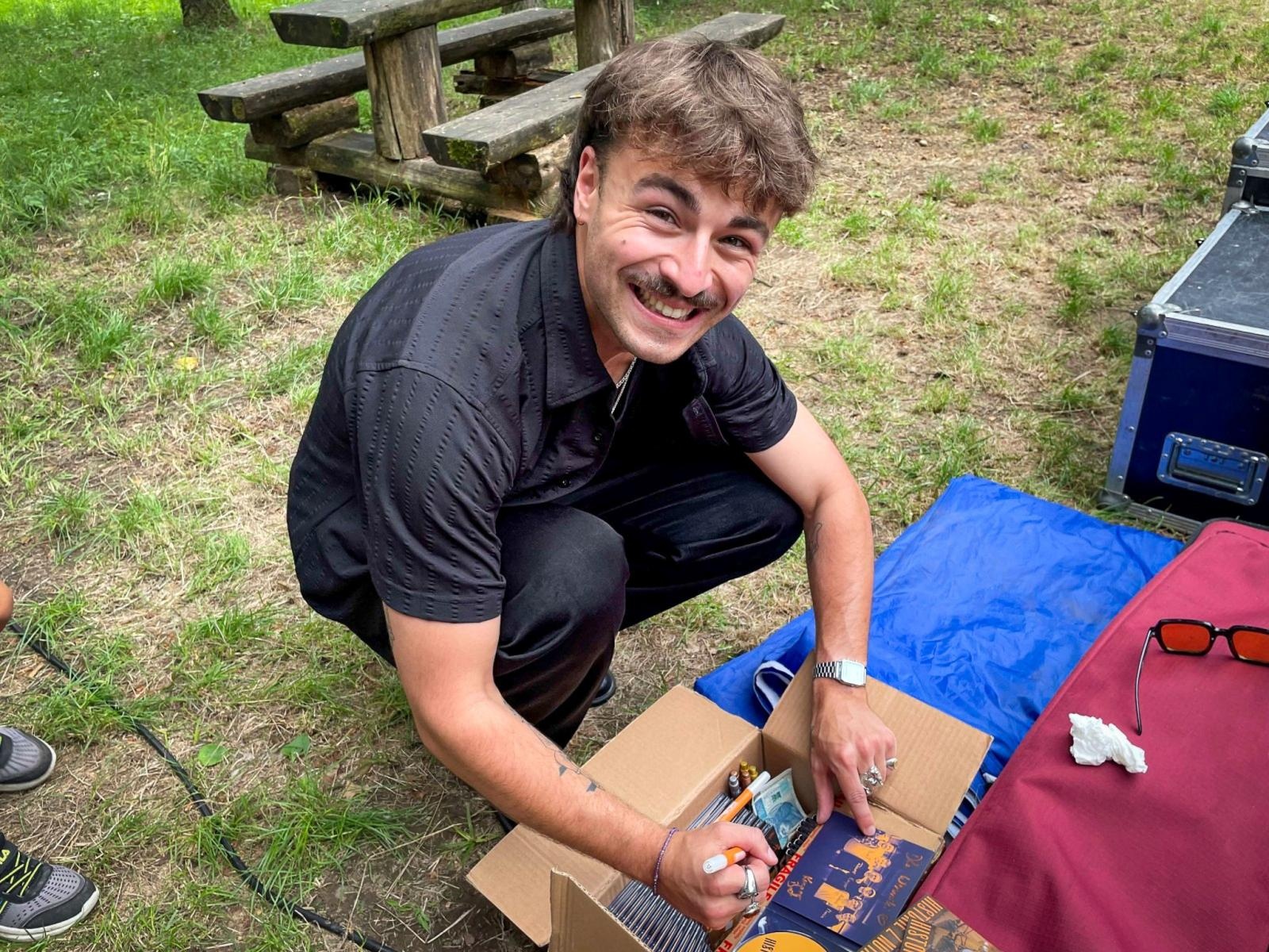 Zdjęcie w galerii na portalu naszraciborz.pl: Magiczny koncert Historie z notatnika w Arboretum Bramy Morawskiej wiadomości z regionu