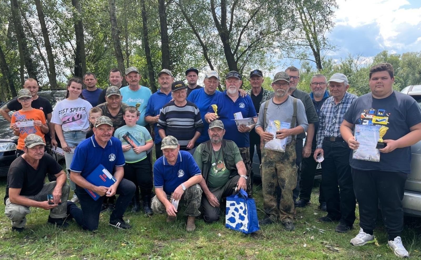 Zdjęcie w galerii na portalu naszraciborz.pl: Wędkarstwo łączy pokolenia – Puchar Wójta Gminy Nędza wręczony wiadomości z regionu