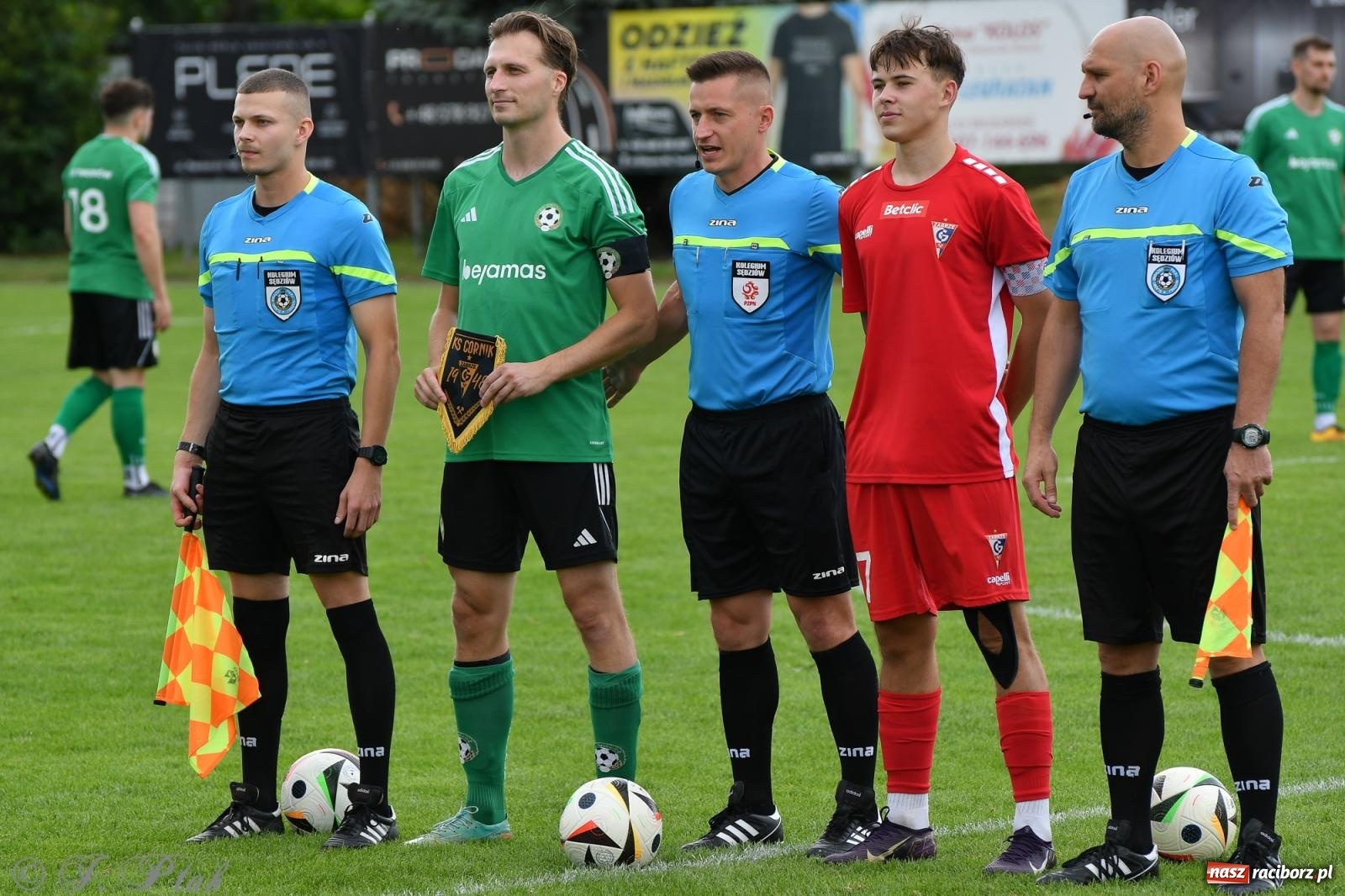 Zdjęcie w galerii na portalu naszraciborz.pl: Tworków – nobilitacja i ukłon Górnika Zabrze. 120-lecie LKS z meczem, który przejdzie do historii wiadomości z regionu