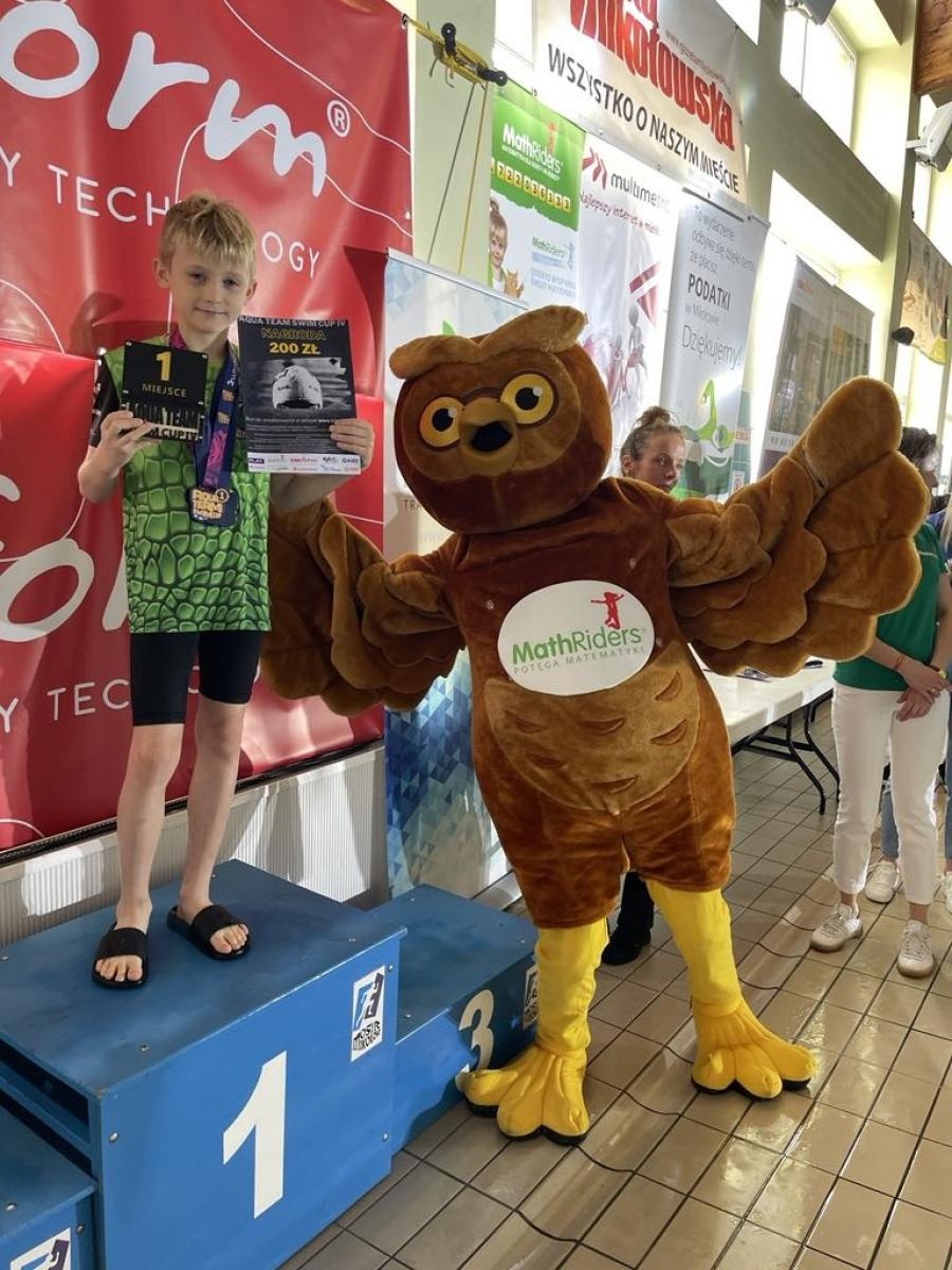 Zdjęcie w galerii na portalu naszraciborz.pl: Pływacki talent z Chałupek. Rozmowa z Kacprem Segetem, 10-letnim mistrzem śląska wiadomości z regionu