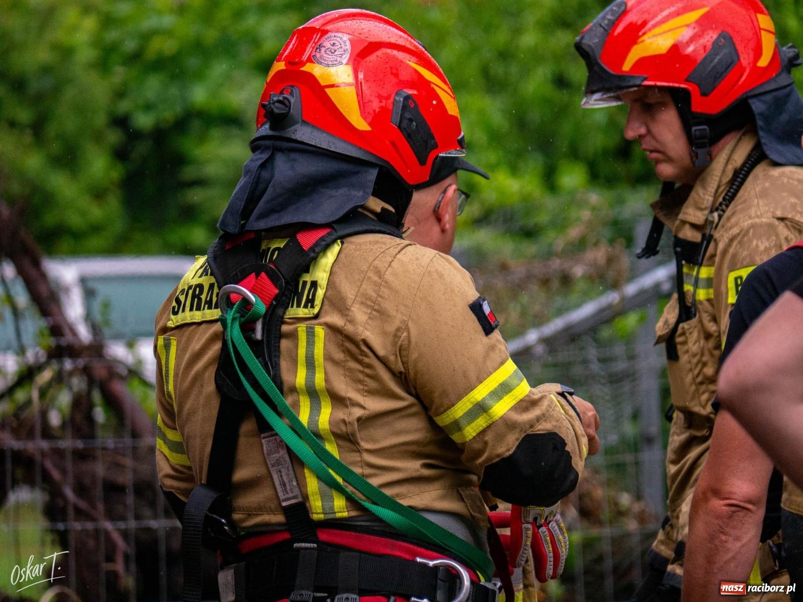 Zdjęcie w galerii na portalu naszraciborz.pl: Silny wiatr i ulewa przysporzyły pracy strażakom. Seria interwencji w Nędzy [FOTO] wiadomości z regionu
