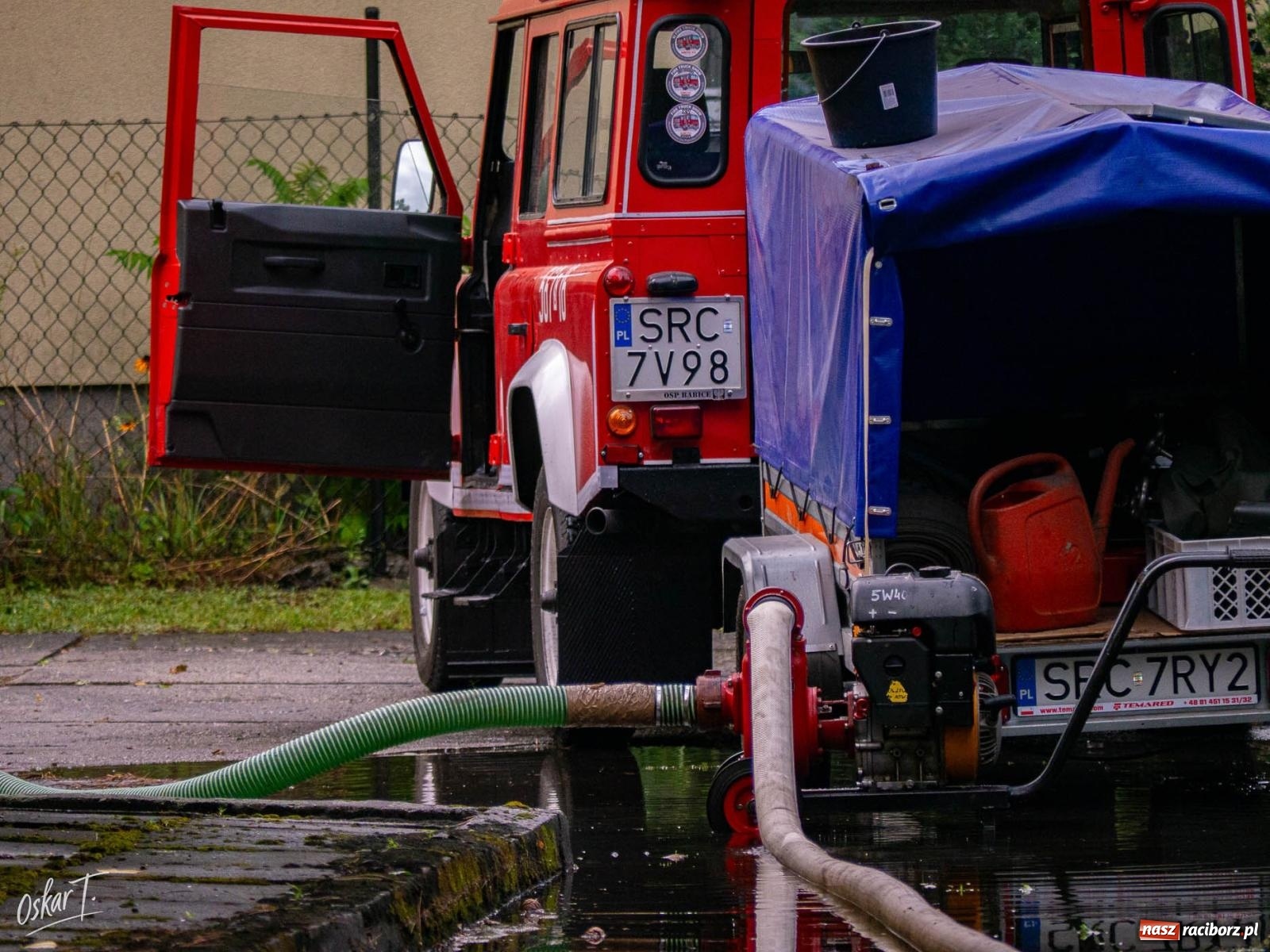 Zdjęcie w galerii na portalu naszraciborz.pl: Silny wiatr i ulewa przysporzyły pracy strażakom. Seria interwencji w Nędzy [FOTO] wiadomości z regionu