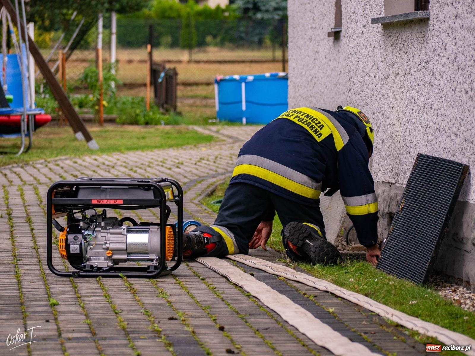 Zdjęcie w galerii na portalu naszraciborz.pl: Silny wiatr i ulewa przysporzyły pracy strażakom. Seria interwencji w Nędzy [FOTO] wiadomości z regionu