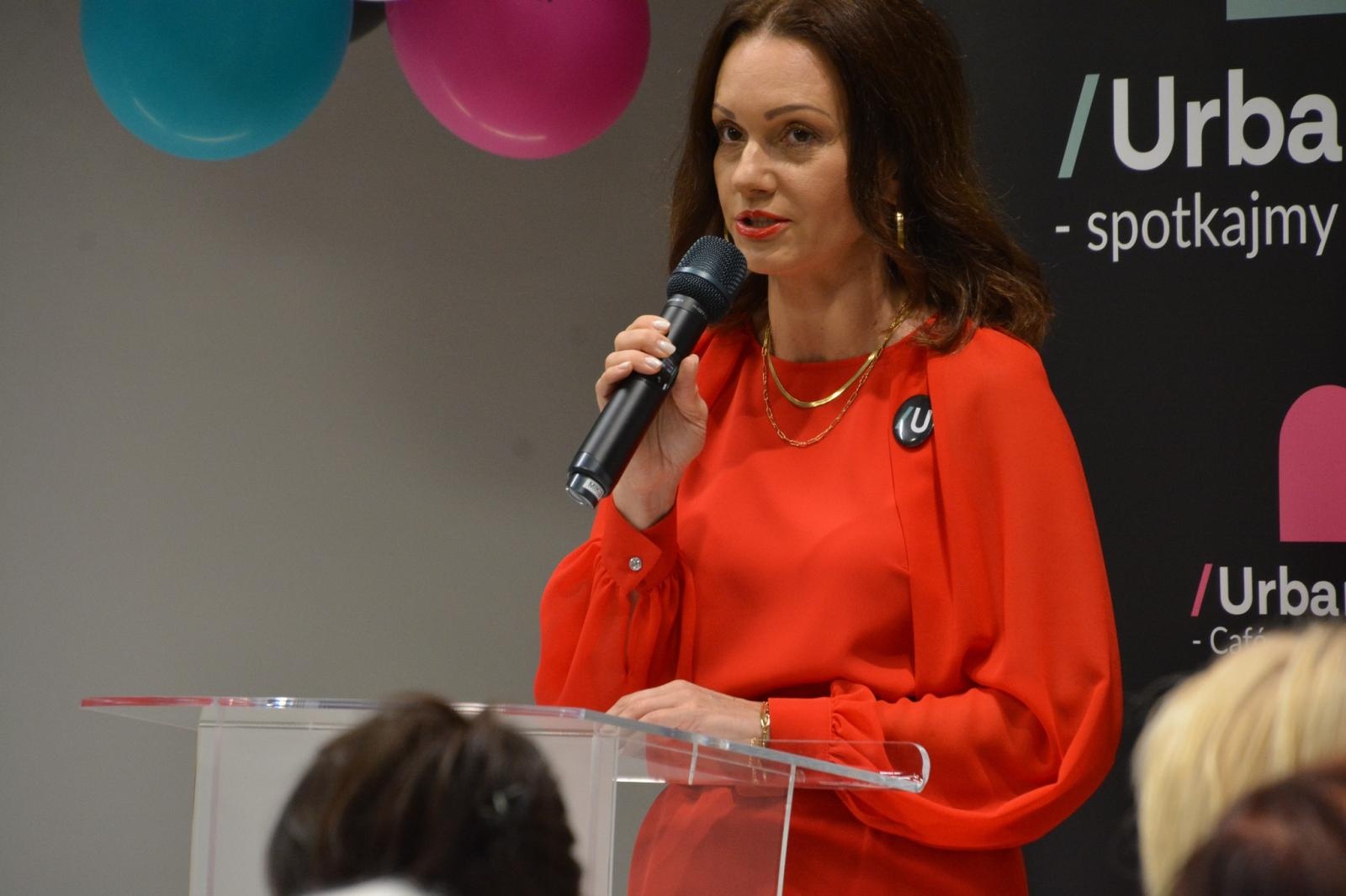 Zdjęcie w galerii na portalu naszraciborz.pl: #Spotkajmy się. Na dworcu w Raciborzu powstało laboratorium społeczne wiadomości z regionu