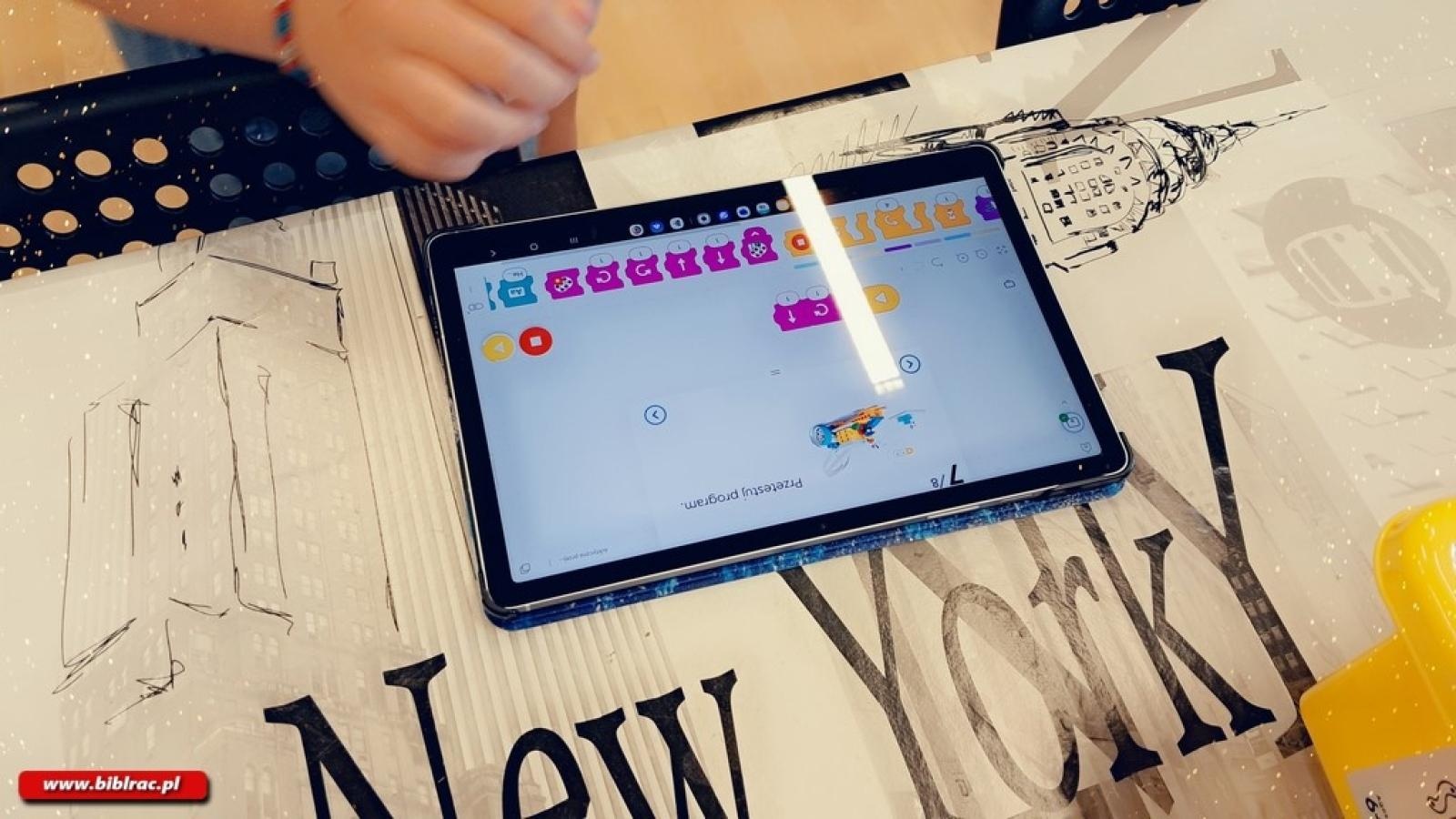 Zdjęcie w galerii na portalu naszraciborz.pl: LEGO SPIKE Essential w bibliotece na Płoni wiadomości z regionu