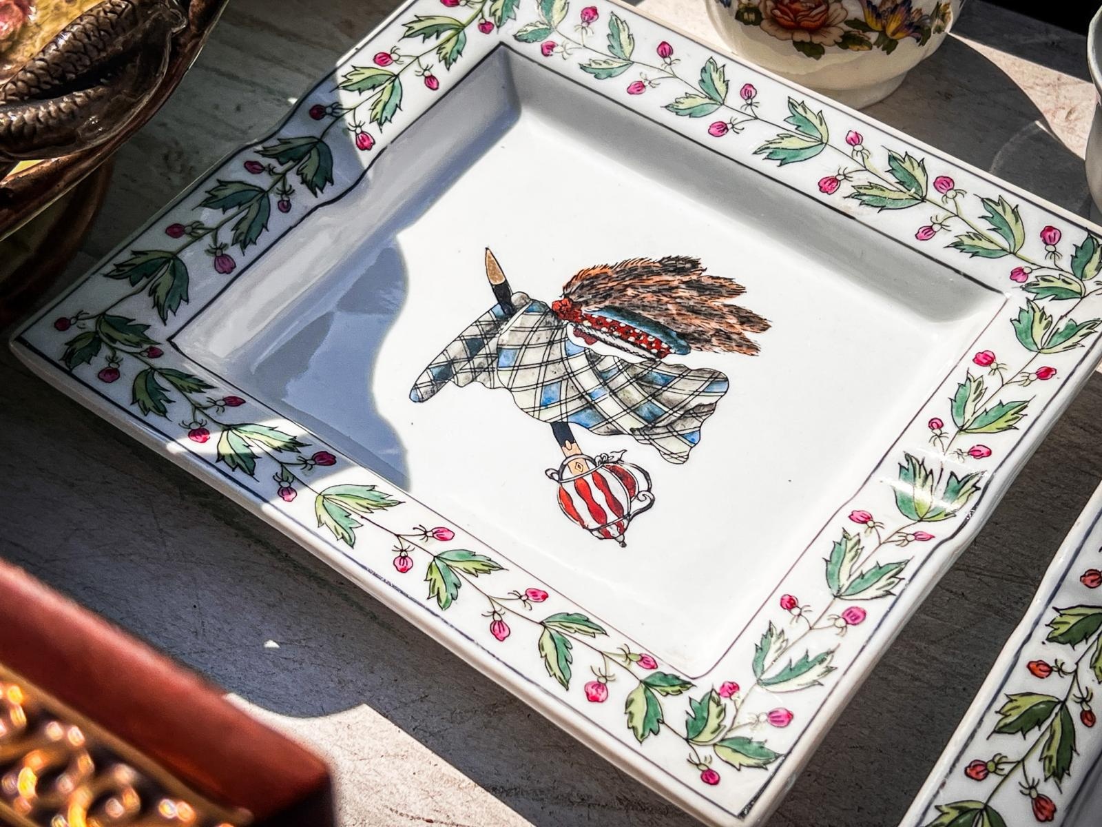 Zdjęcie w galerii na portalu naszraciborz.pl: Letnie słońce i duch przeszłości na placu Dominikańskim [FOTO] wiadomości z regionu