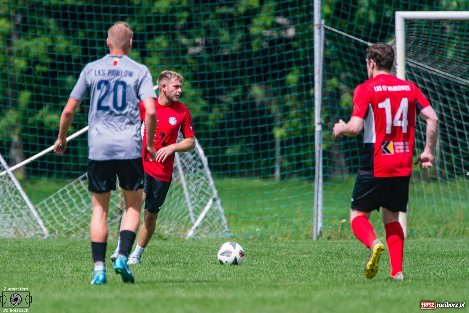 Zdjęcie w galerii na portalu naszraciborz.pl: Wyrównany sparing przy Łąkowej. Pawłów minimalnie lepszy [FOTO] wiadomości z regionu