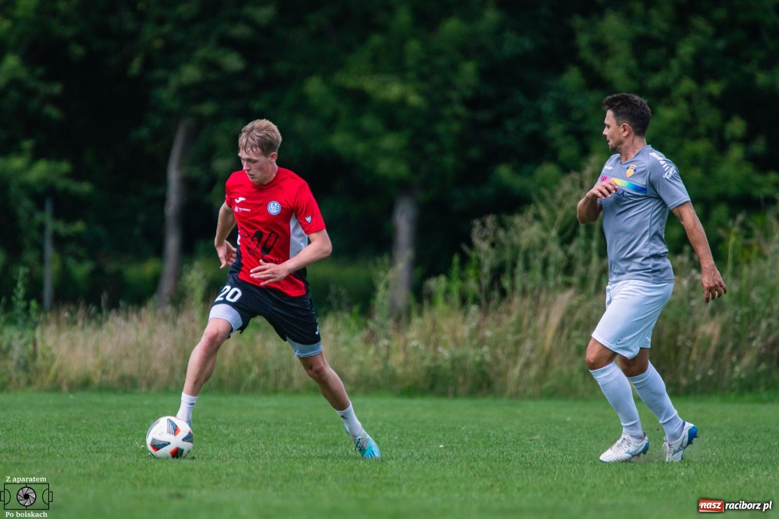 Zdjęcie w galerii na portalu naszraciborz.pl: Wyrównany sparing przy Łąkowej. Pawłów minimalnie lepszy [FOTO] wiadomości z regionu
