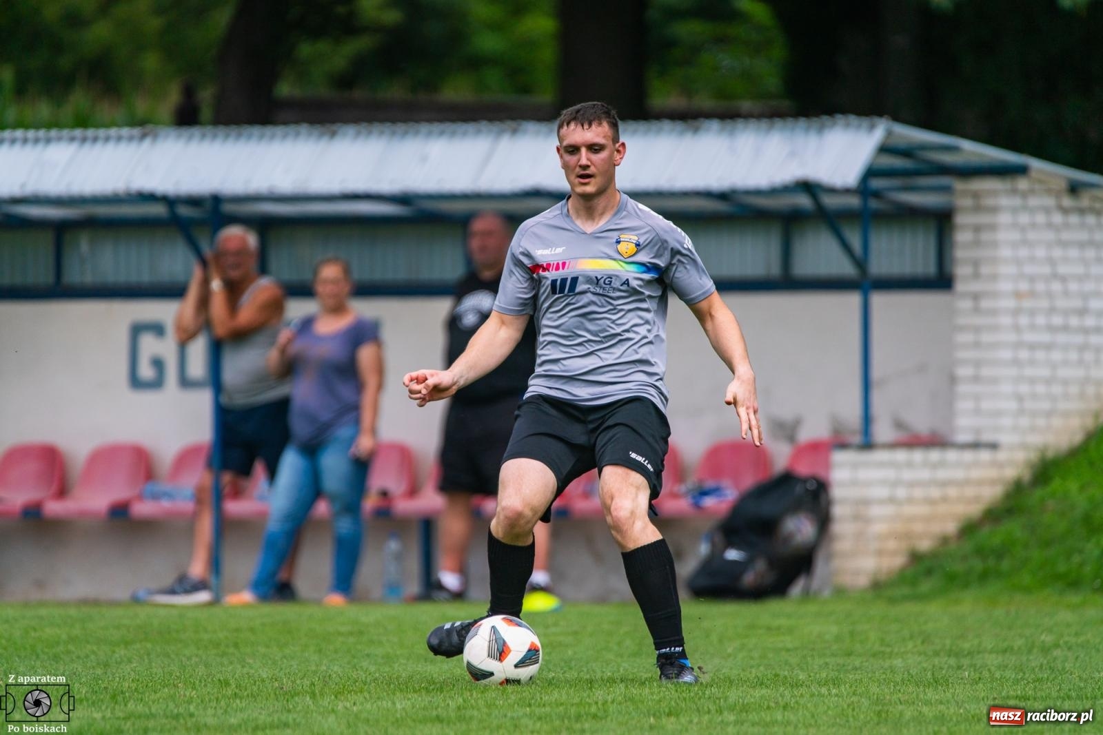 Zdjęcie w galerii na portalu naszraciborz.pl: Wyrównany sparing przy Łąkowej. Pawłów minimalnie lepszy [FOTO] wiadomości z regionu