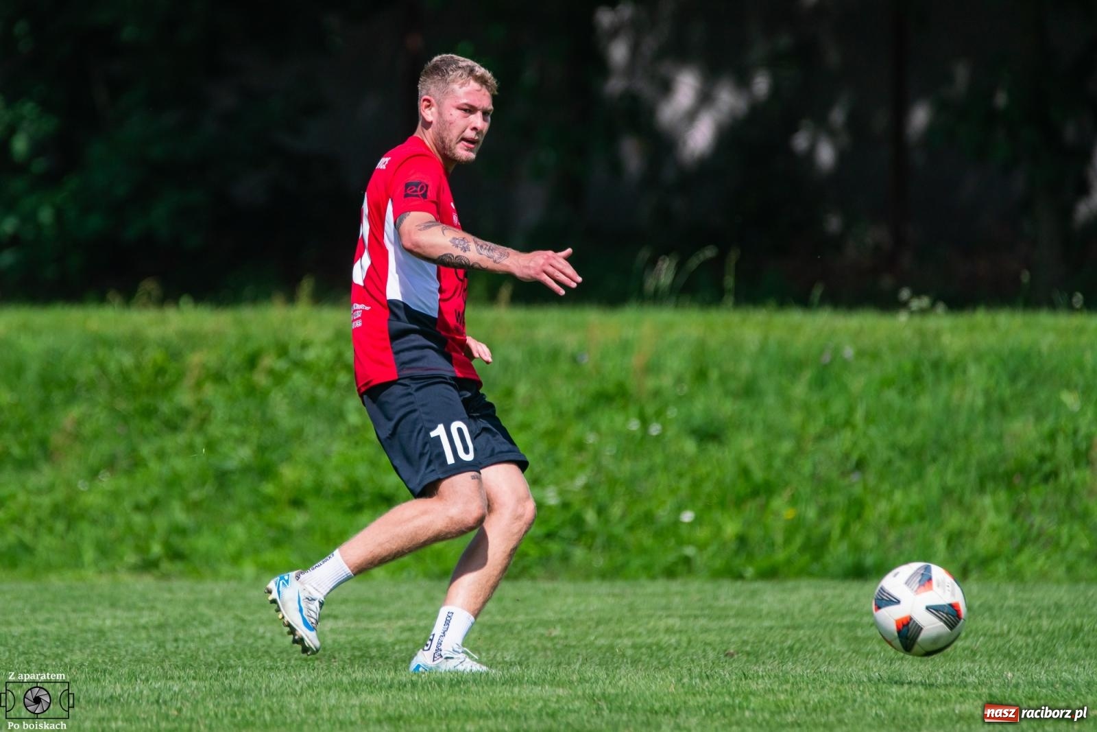 Zdjęcie w galerii na portalu naszraciborz.pl: Wyrównany sparing przy Łąkowej. Pawłów minimalnie lepszy [FOTO] wiadomości z regionu