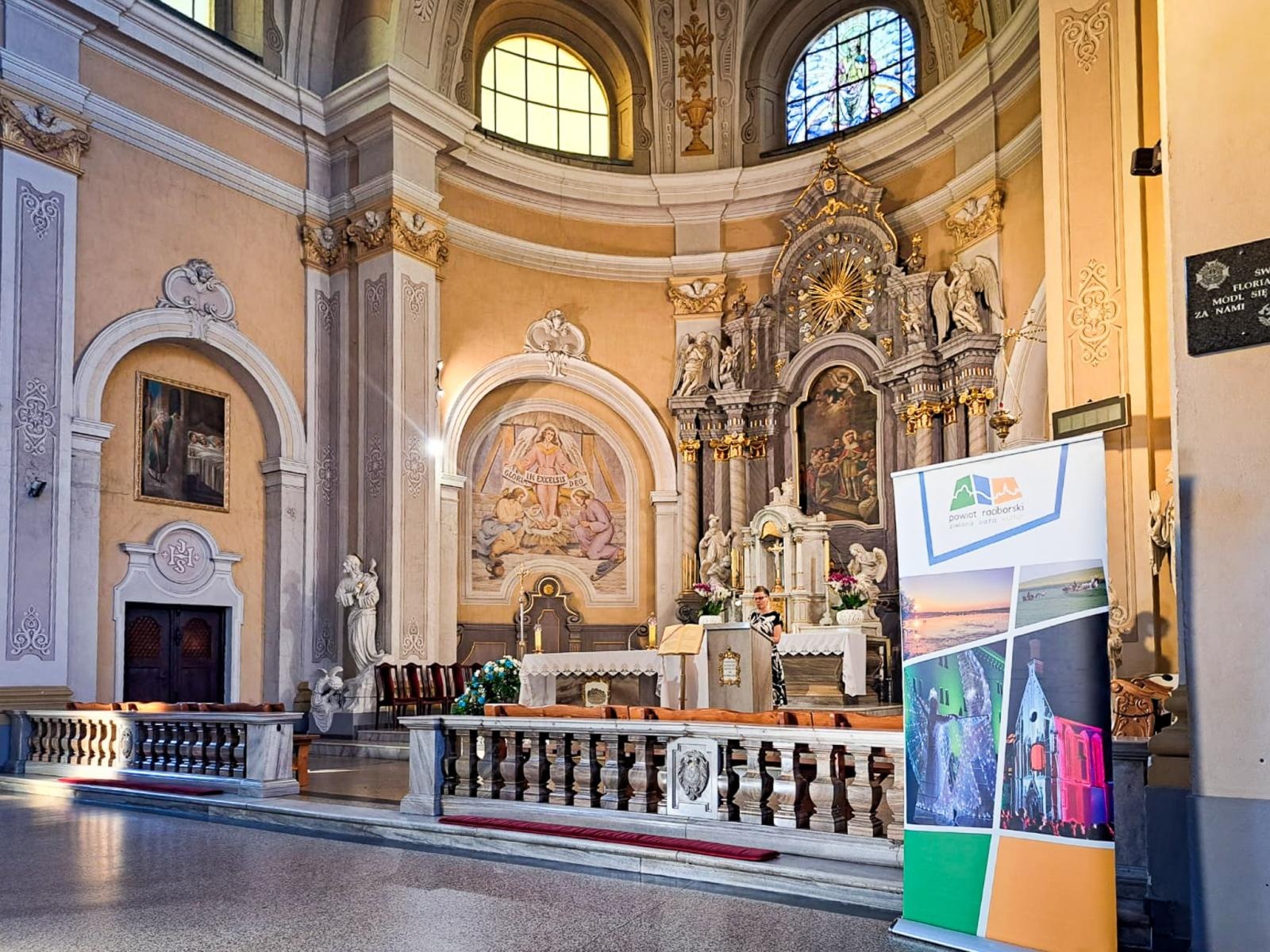 Zdjęcie w galerii na portalu naszraciborz.pl: Inauguracyjny koncert organowy w Krzanowicach otworzył jubileusz 760-lecia miasta wiadomości z regionu