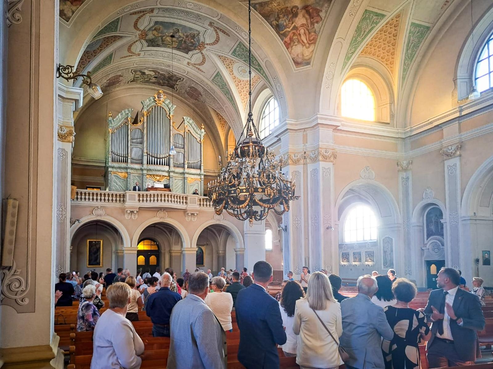 Zdjęcie w galerii na portalu naszraciborz.pl: Inauguracyjny koncert organowy w Krzanowicach otworzył jubileusz 760-lecia miasta wiadomości z regionu