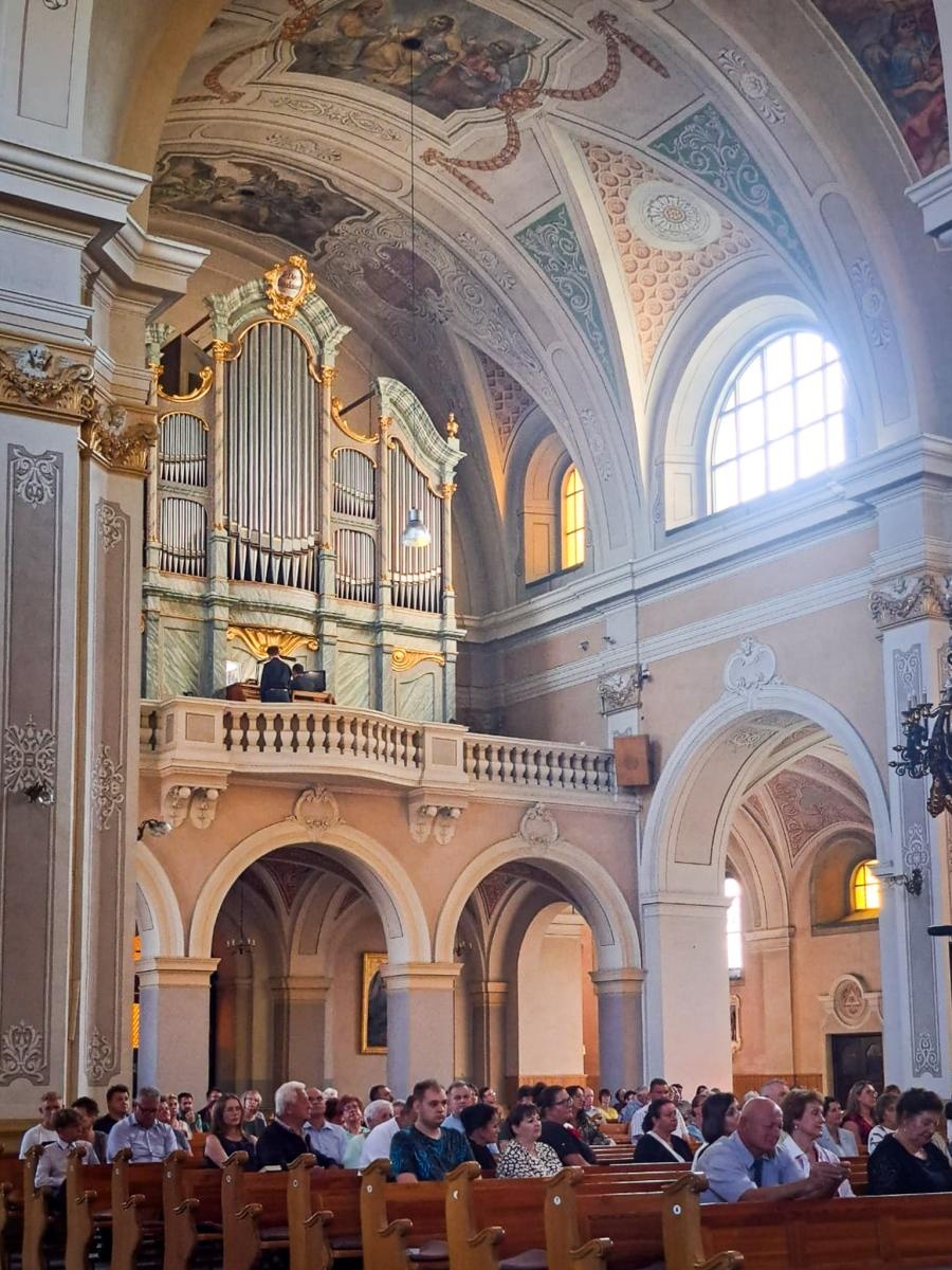 Zdjęcie w galerii na portalu naszraciborz.pl: Inauguracyjny koncert organowy w Krzanowicach otworzył jubileusz 760-lecia miasta wiadomości z regionu