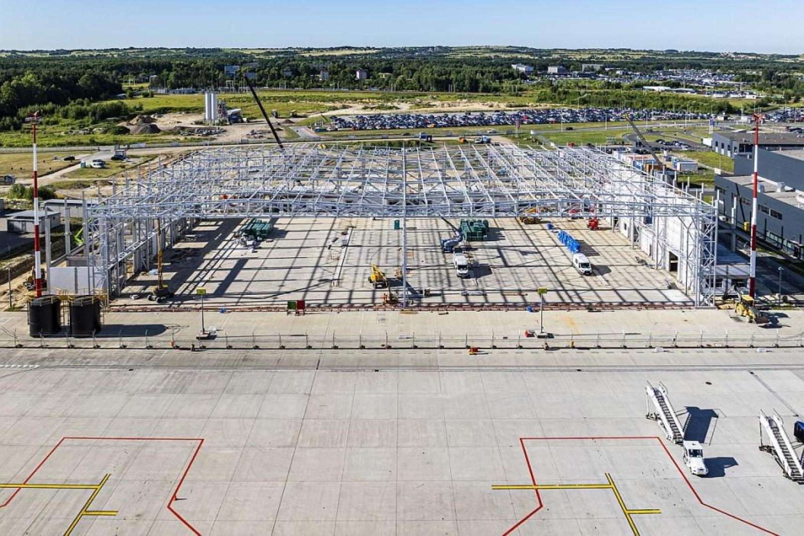 Zdjęcie w galerii na portalu naszraciborz.pl: Lotnisko w Pyrzowicach – rekordy i inwestycje wiadomości z regionu